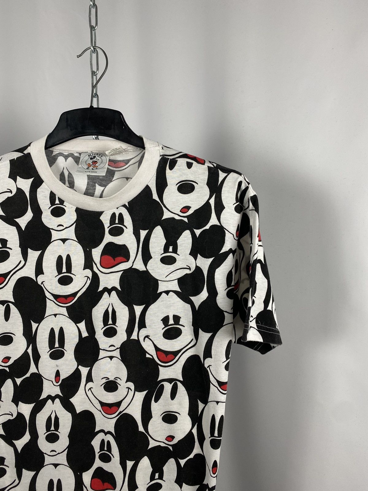 Disney Disney Mickey Mouse overprint monogram T-shirts size M Size US M / EU 48-50 / 2 - 2 Thumbnail