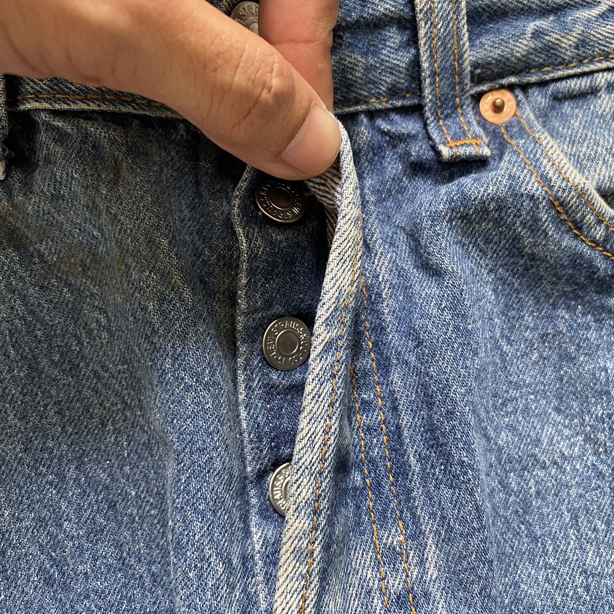 Levi's Size 29x30 Vintage 90's Levi's 501 Faded Stonewashed Jeans Size US 29 - 12 Thumbnail