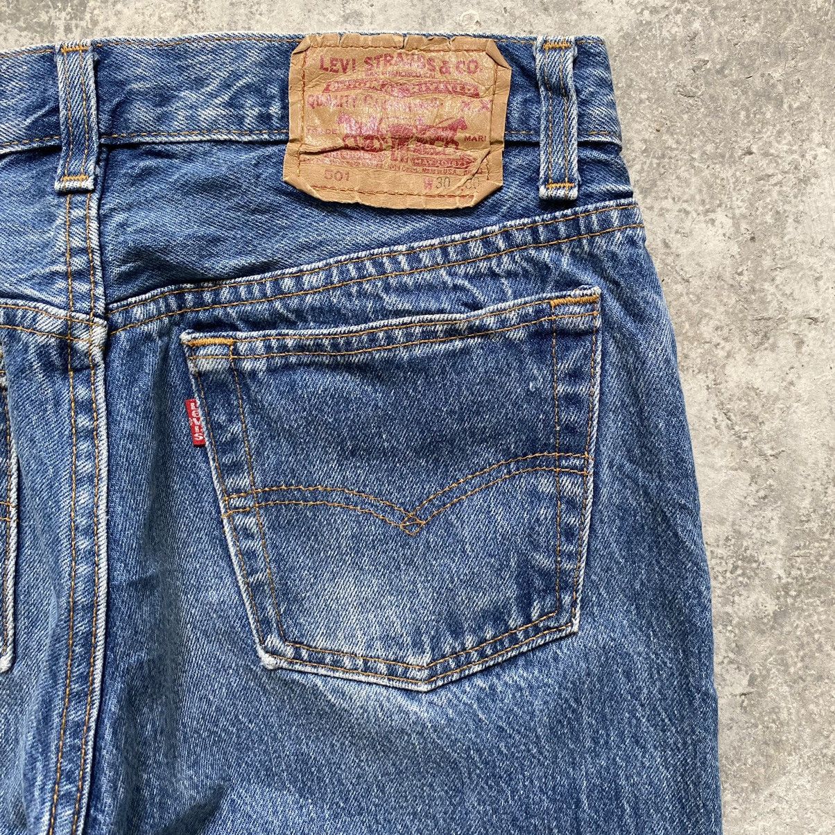 Levi's Size 29x30 Vintage 90's Levi's 501 Faded Stonewashed Jeans Size US 29 - 21 Thumbnail