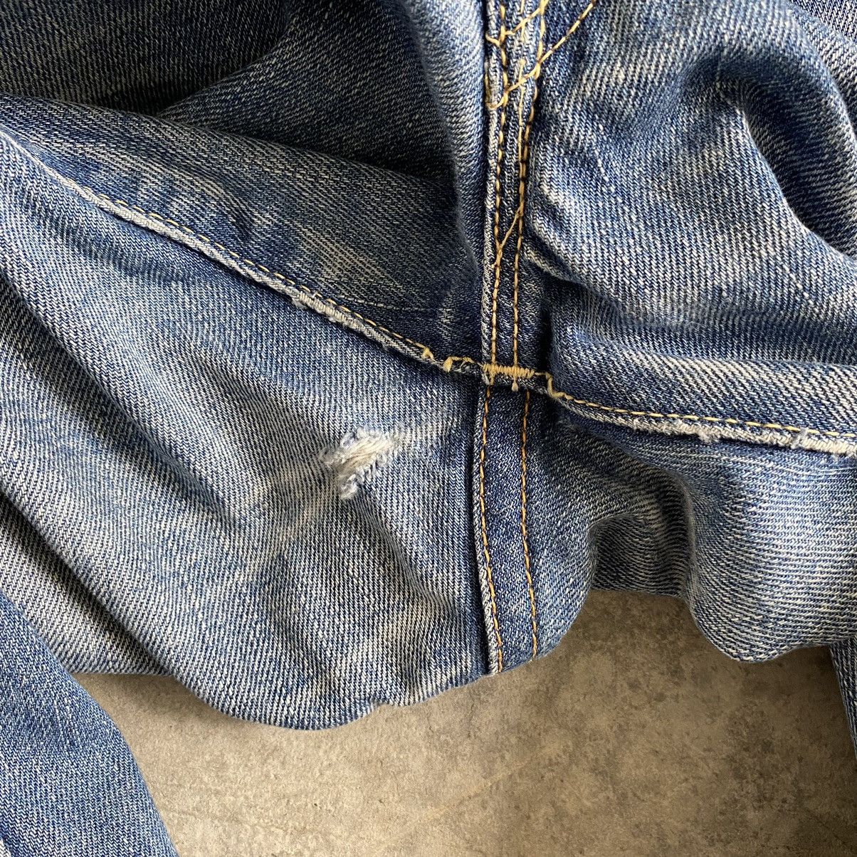 Levi's Vintage Y2K Levi's 501XX Big E Selvedge LVC Japan Size US 31 - 11 Thumbnail