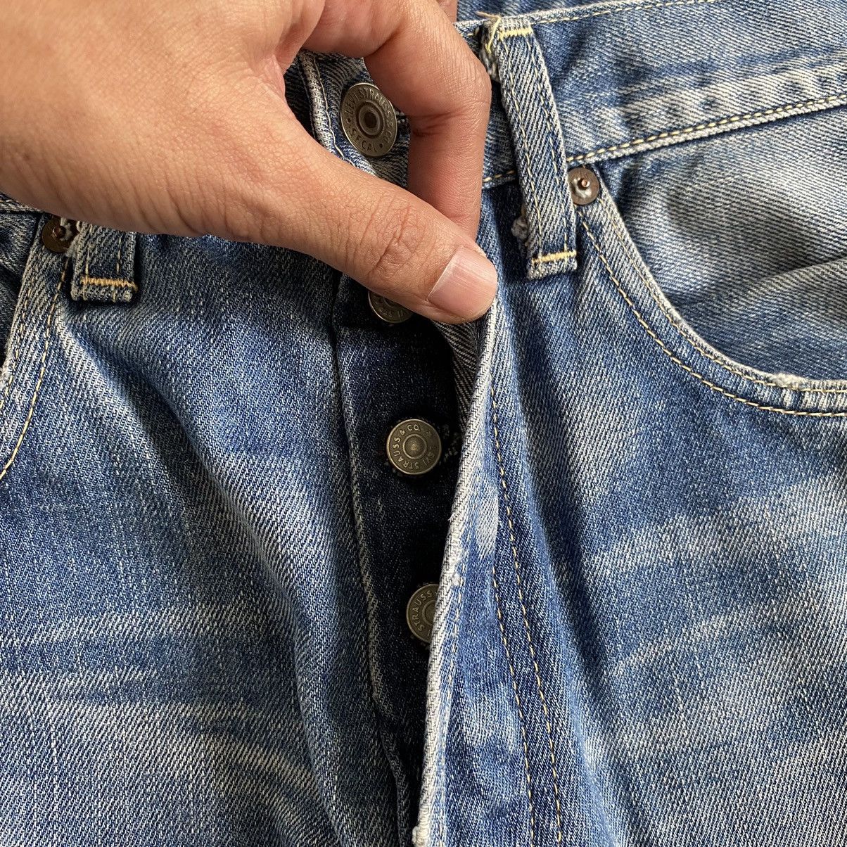Levi's Vintage Y2K Levi's 501XX Big E Selvedge LVC Japan Size US 31 - 10 Thumbnail