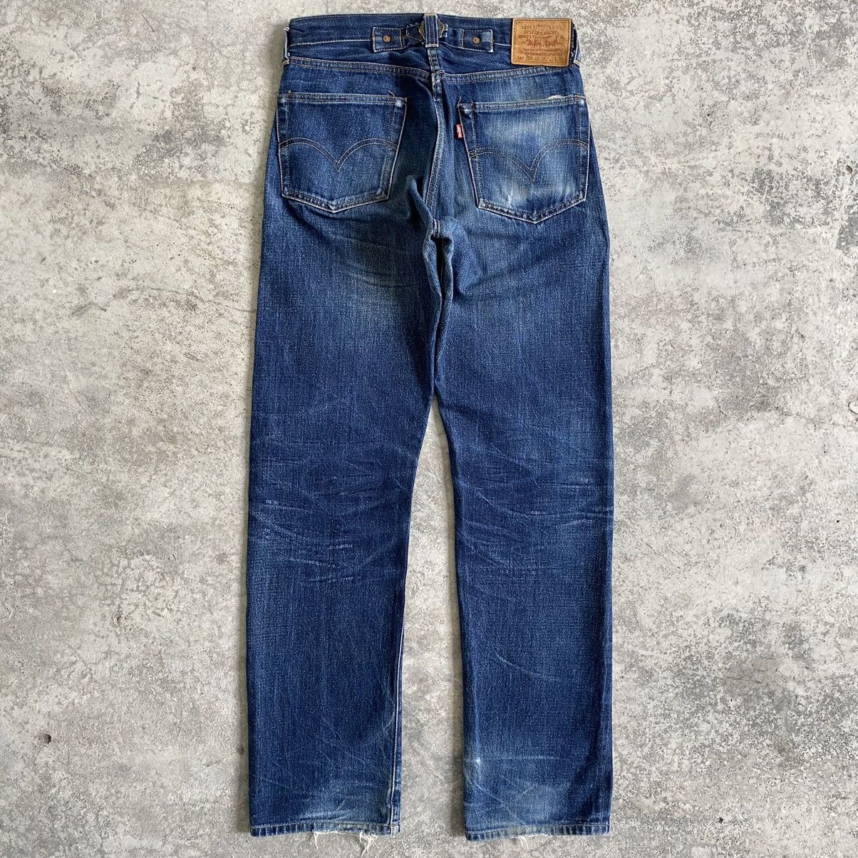Levi's Vintage 1998 Levi's 201XX Big E LVC Selvedge Denim Jeans Size US 29 - 2 Thumbnail