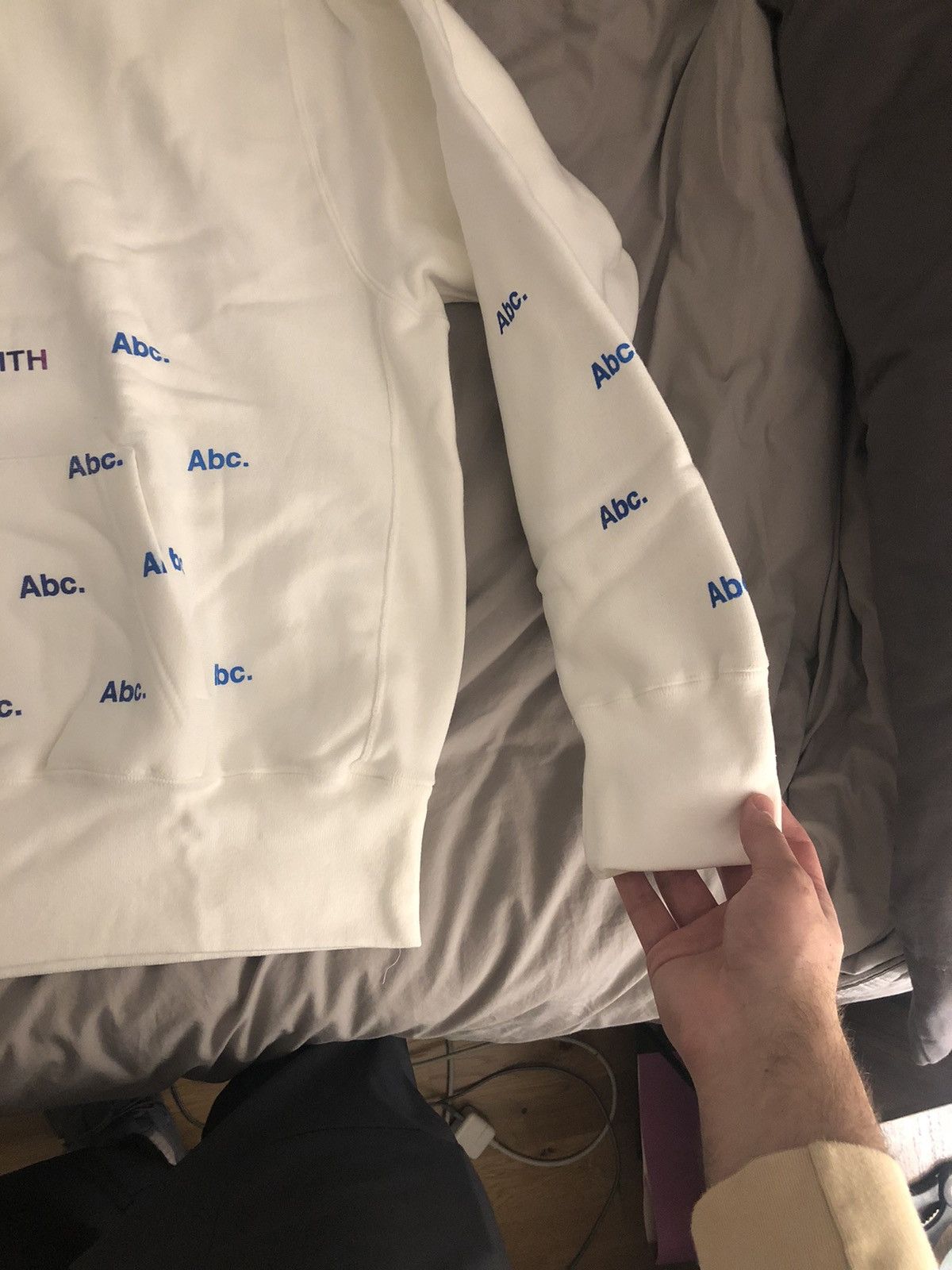 Kith Kith x Advisory Board Crystals Holograph Hoodie (White - XL) Size US XL / EU 56 / 4 - 5 Thumbnail