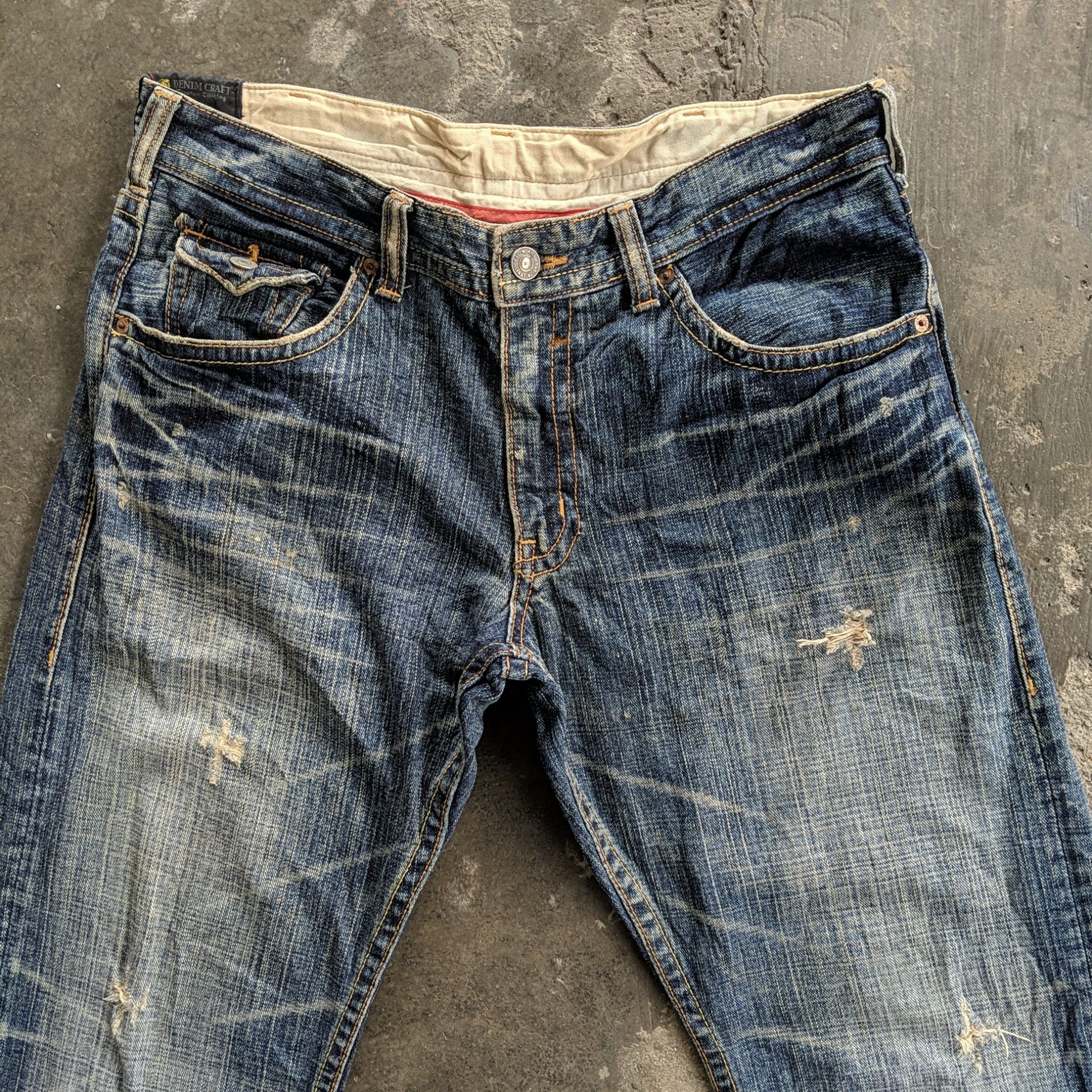 Japanese Brand Vintage Japanese Distressed Faded Denim Jeans Pants W35 Size US 35 - 2 Thumbnail