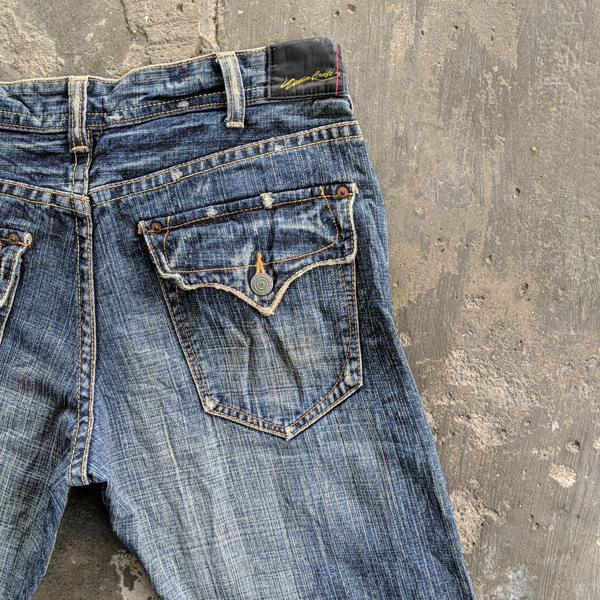 Japanese Brand Vintage Japanese Distressed Faded Denim Jeans Pants W35 Size US 35 - 6 Thumbnail