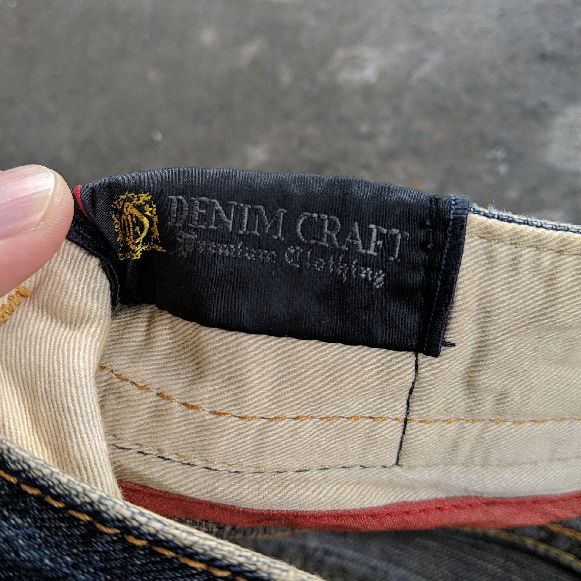 Japanese Brand Vintage Japanese Distressed Faded Denim Jeans Pants W35 Size US 35 - 12 Thumbnail
