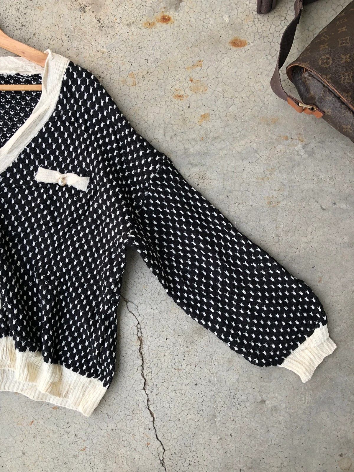 Aran Isles Knitwear 💥Japanesebrand Pullover Monogram Knitting Like Crop Top Size US L / EU 52-54 / 3 - 4 Thumbnail