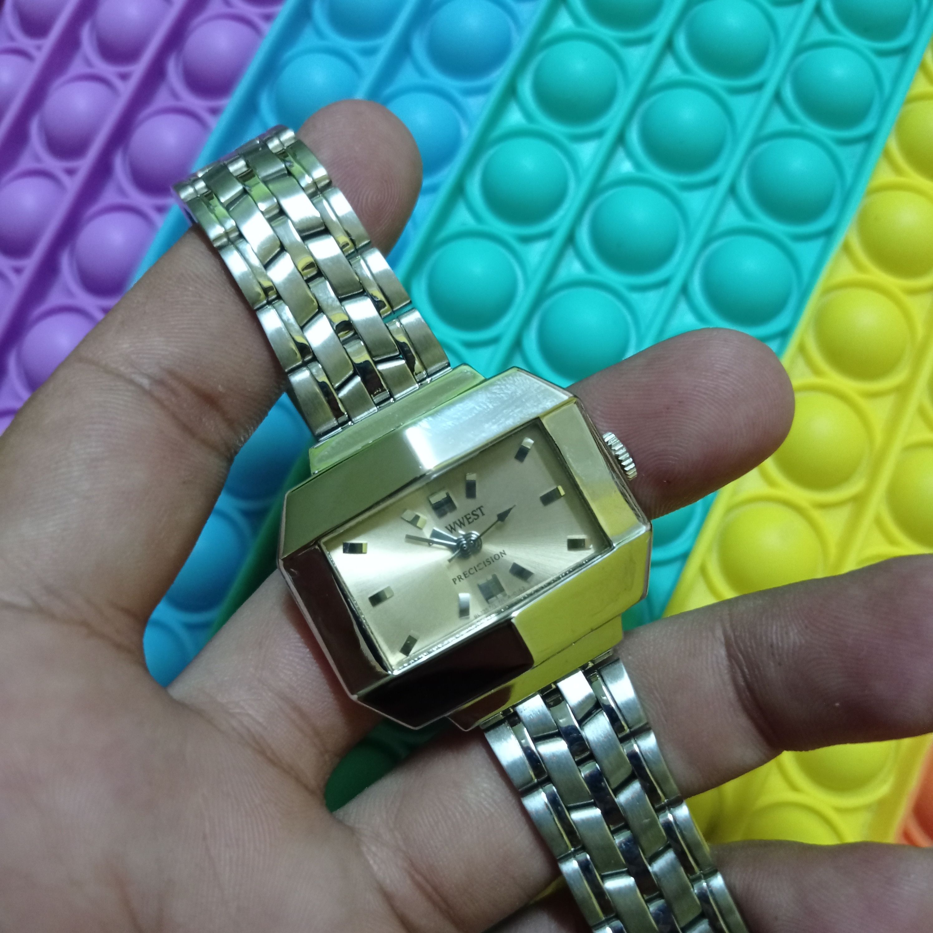 Japanese Brand Retro L.A WEST JAPANESE WATCH (Cutting Glass Shape) Size ONE SIZE - 1 Thumbnail