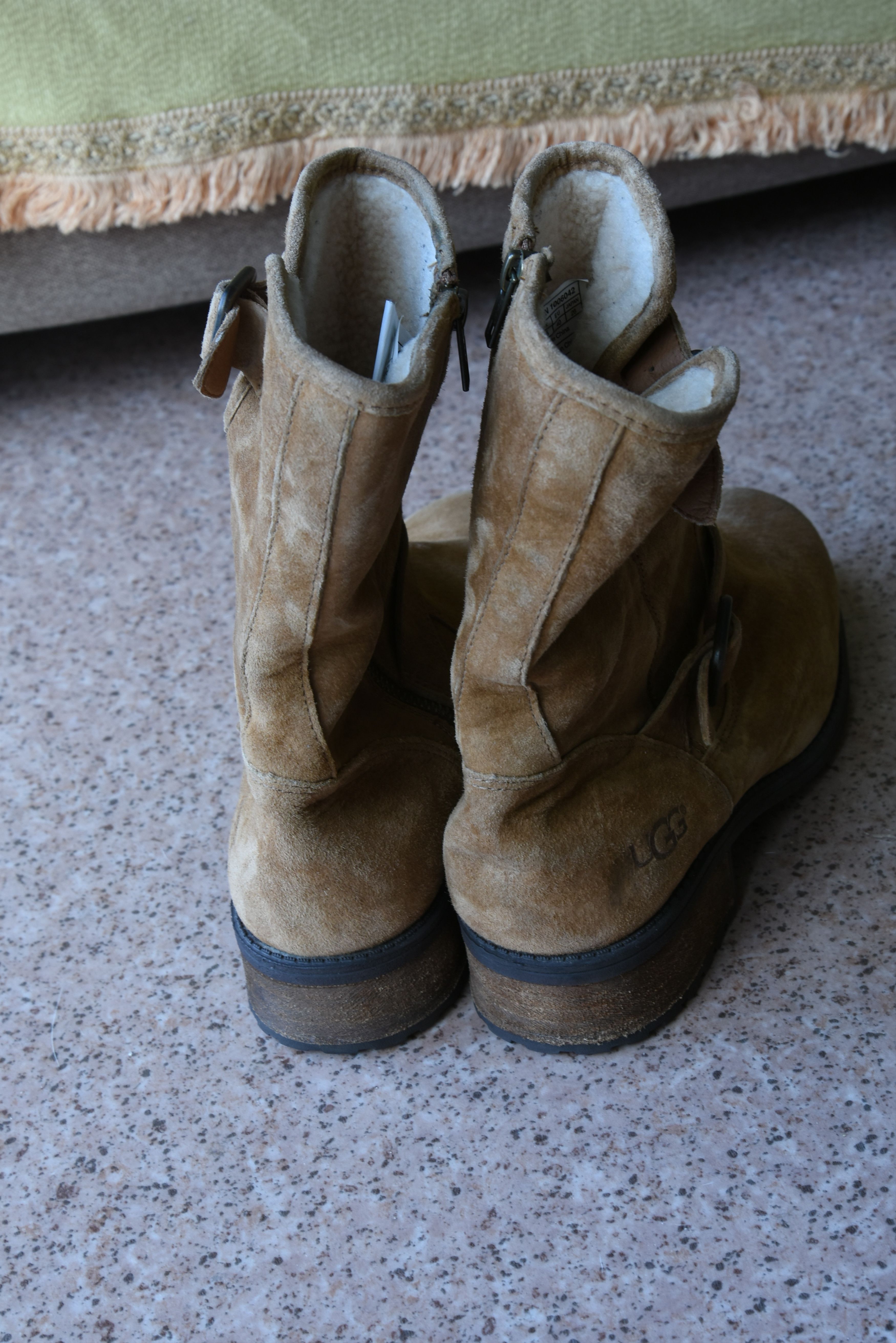 Ugg UGG Chaney Shearling Womens Suede Boots Size US 9 / IT 39 - 4 Thumbnail