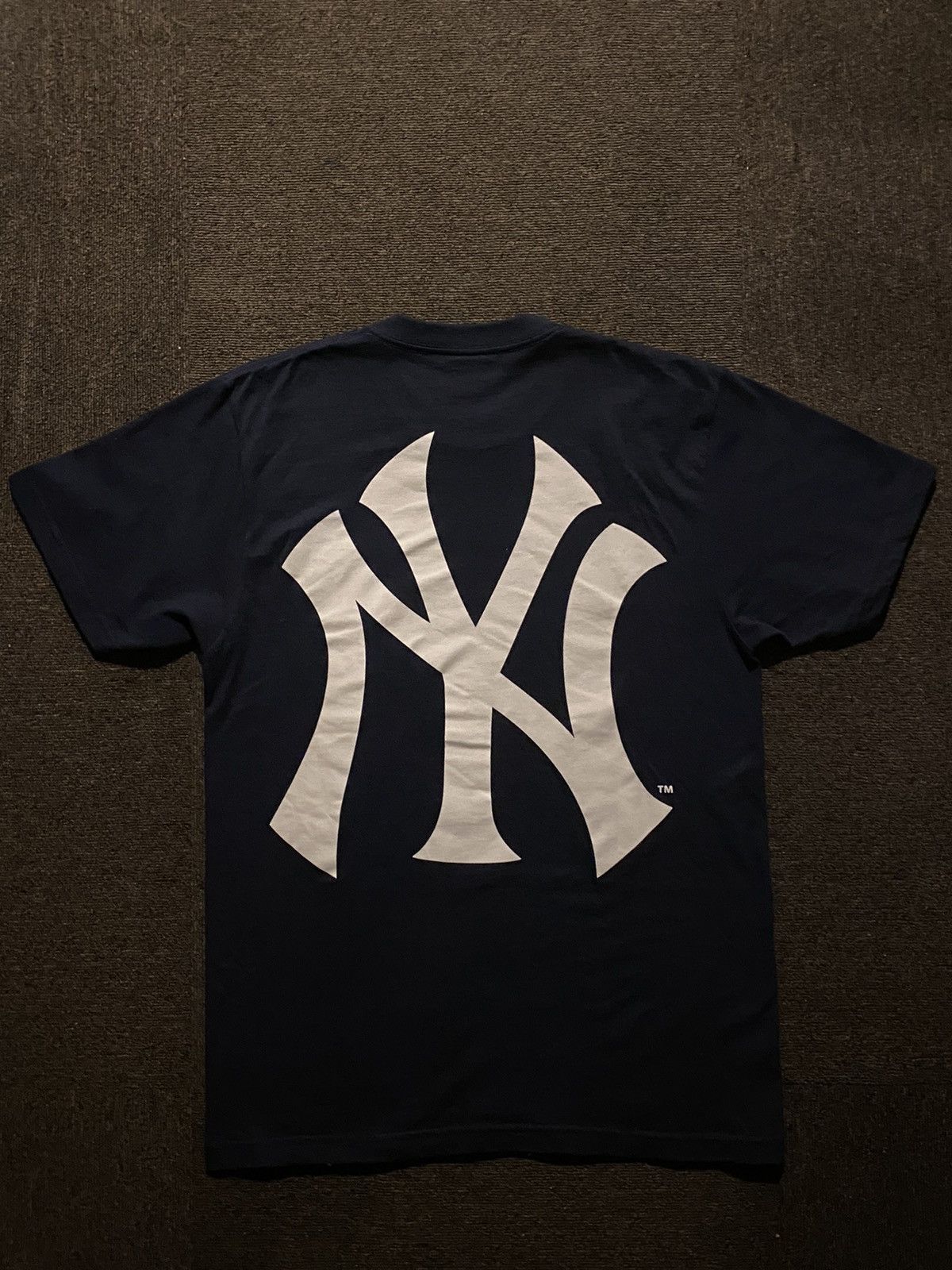 New York Yankees × Supreme Supreme Yankees Box Logo Size US M / EU 48-50 / 2 - 5 Thumbnail