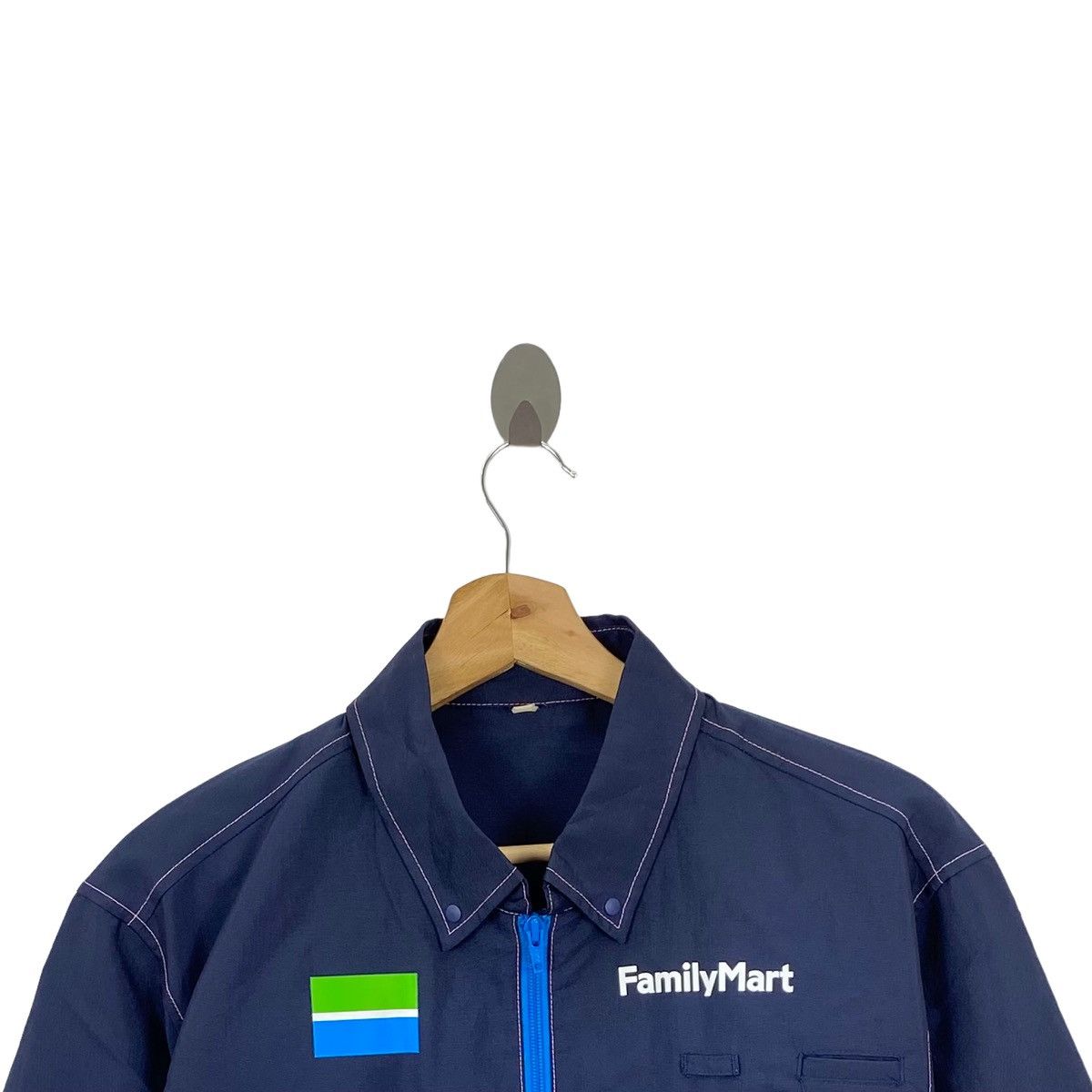 Vintage FAMILY MART Supermarket Convenience Store Staff Long Sleeve Size US M / EU 48-50 / 2 - 2 Thumbnail