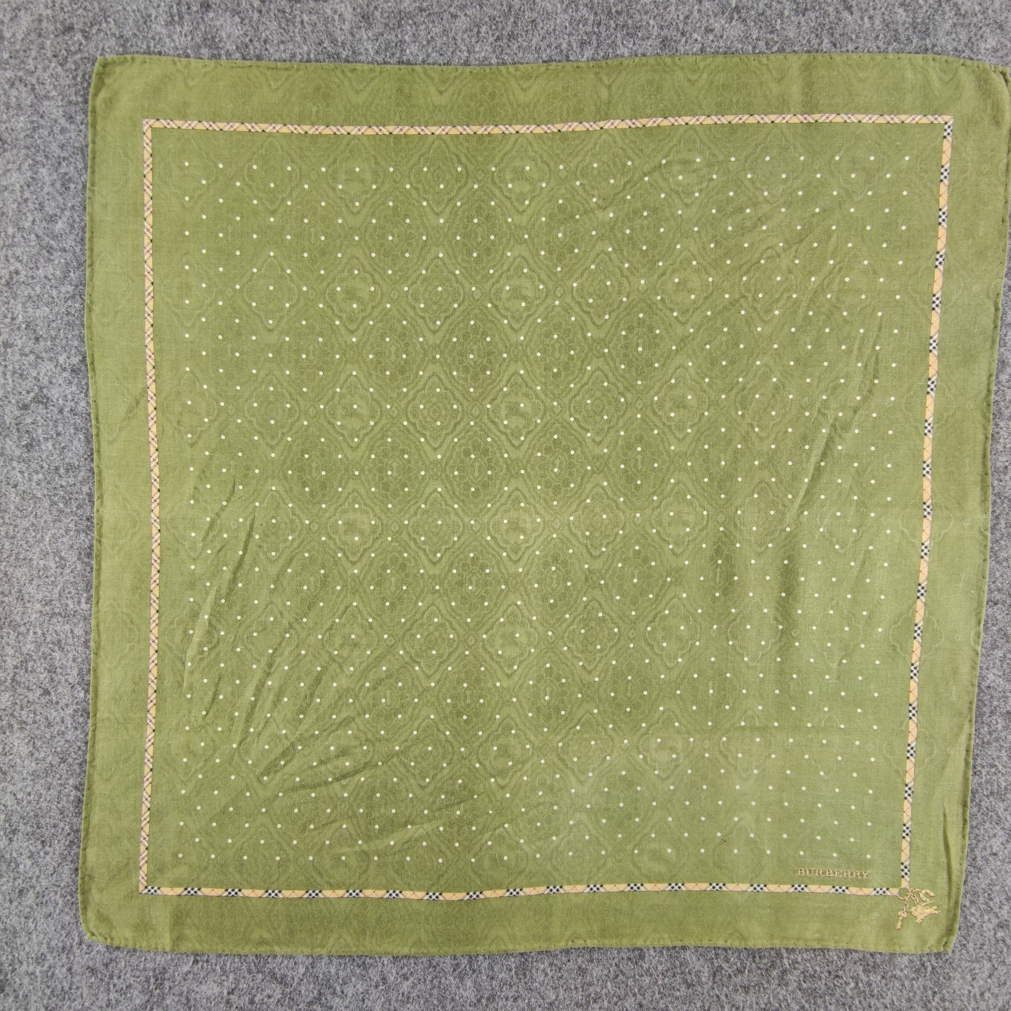 Burberry × Vintage Burberry Handkerchief/Neckerchief/Bandana HC399 Size ONE SIZE - 2 Thumbnail