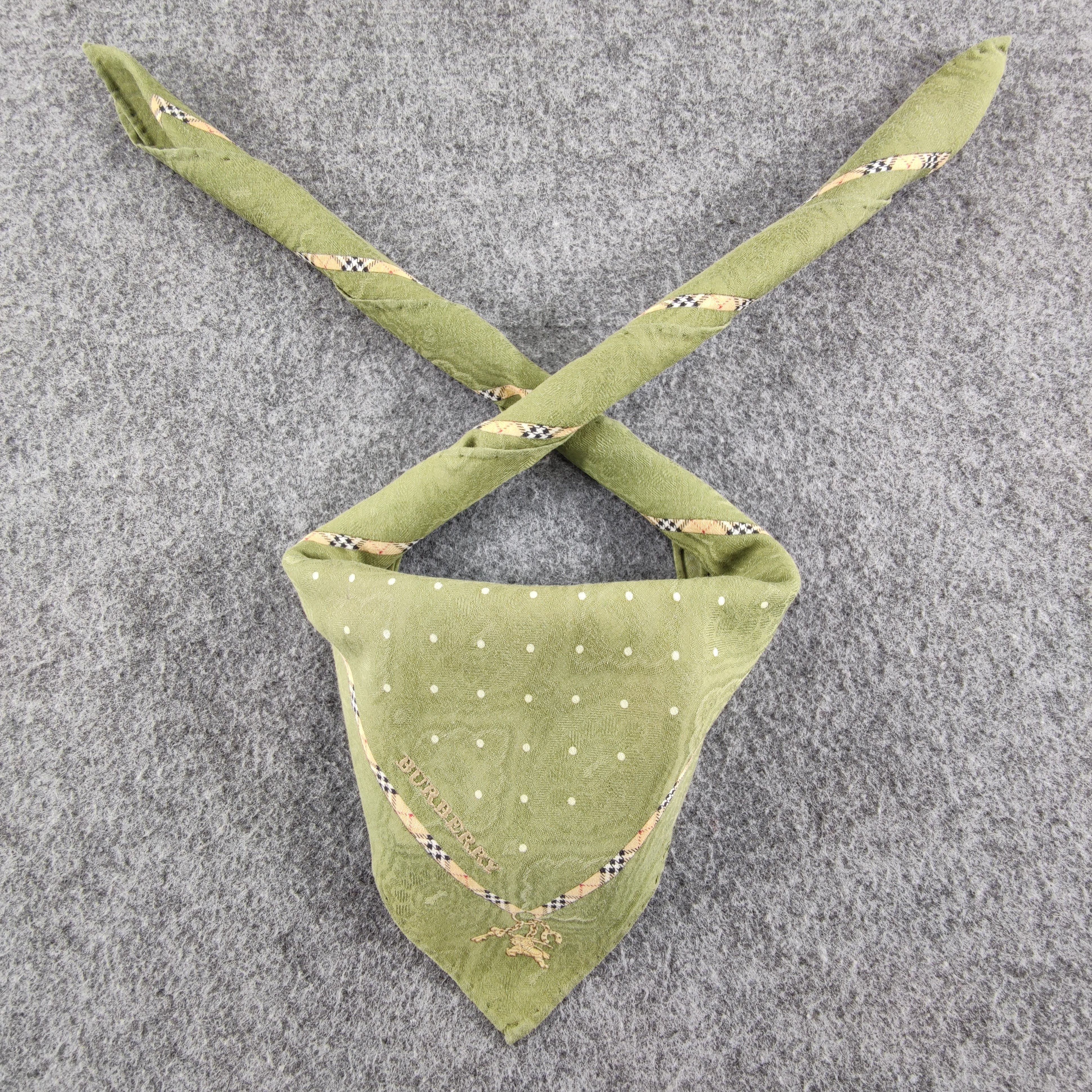 Burberry × Vintage Burberry Handkerchief/Neckerchief/Bandana HC399 Size ONE SIZE - 1 Thumbnail