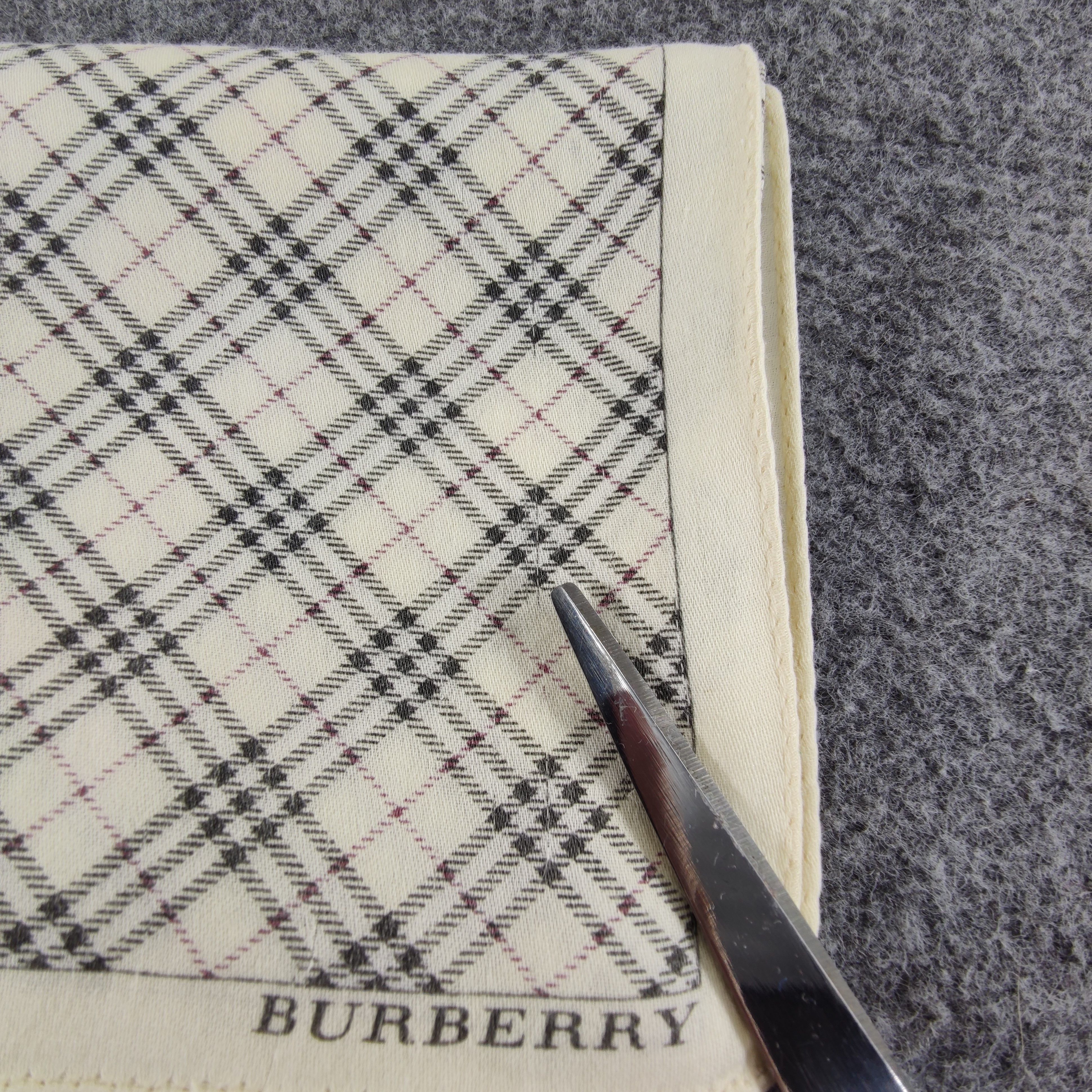 Burberry × Vintage Burberry Handkerchief / Neckerchief / Bandana HC402 Size ONE SIZE - 5 Thumbnail