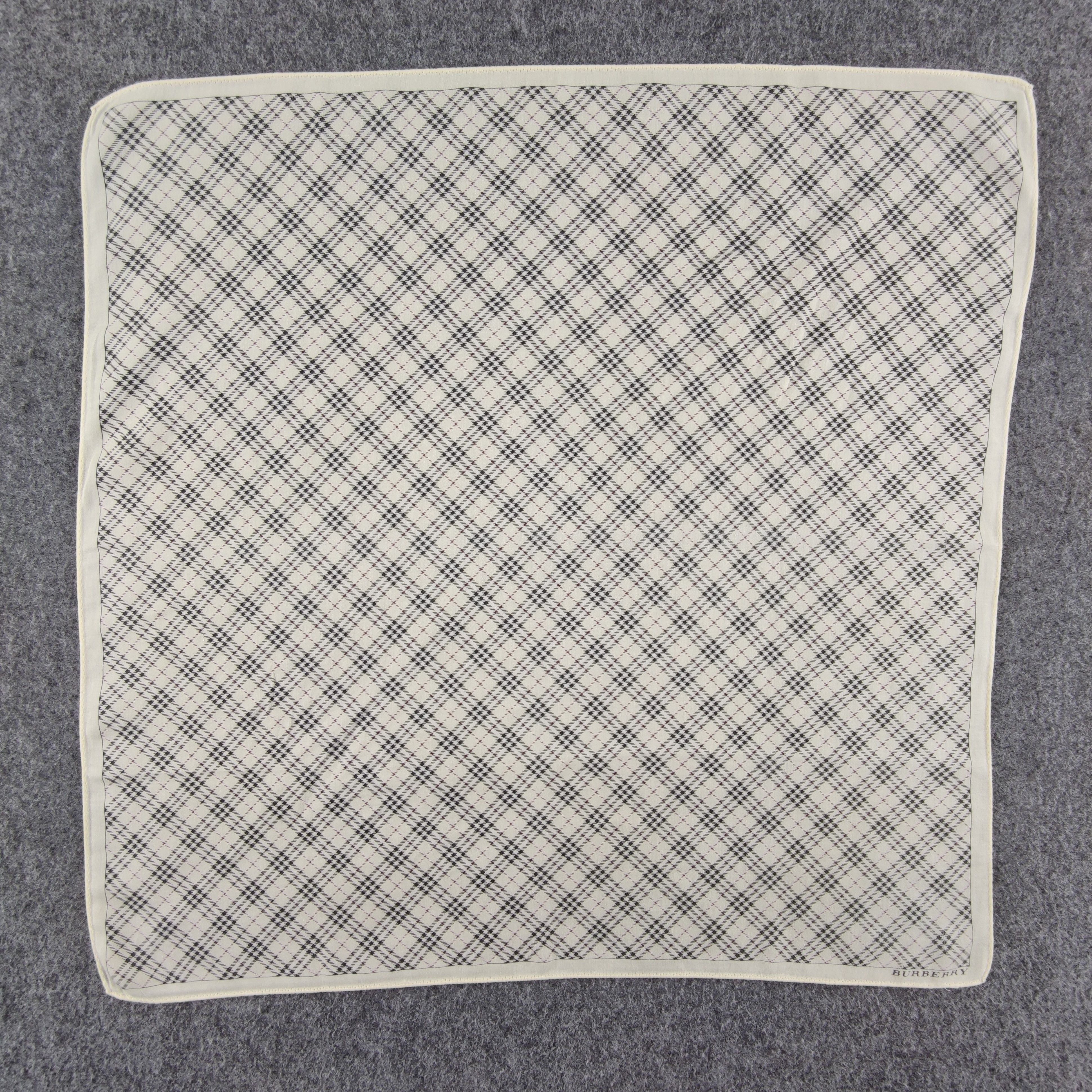 Burberry × Vintage Burberry Handkerchief / Neckerchief / Bandana HC402 Size ONE SIZE - 2 Thumbnail