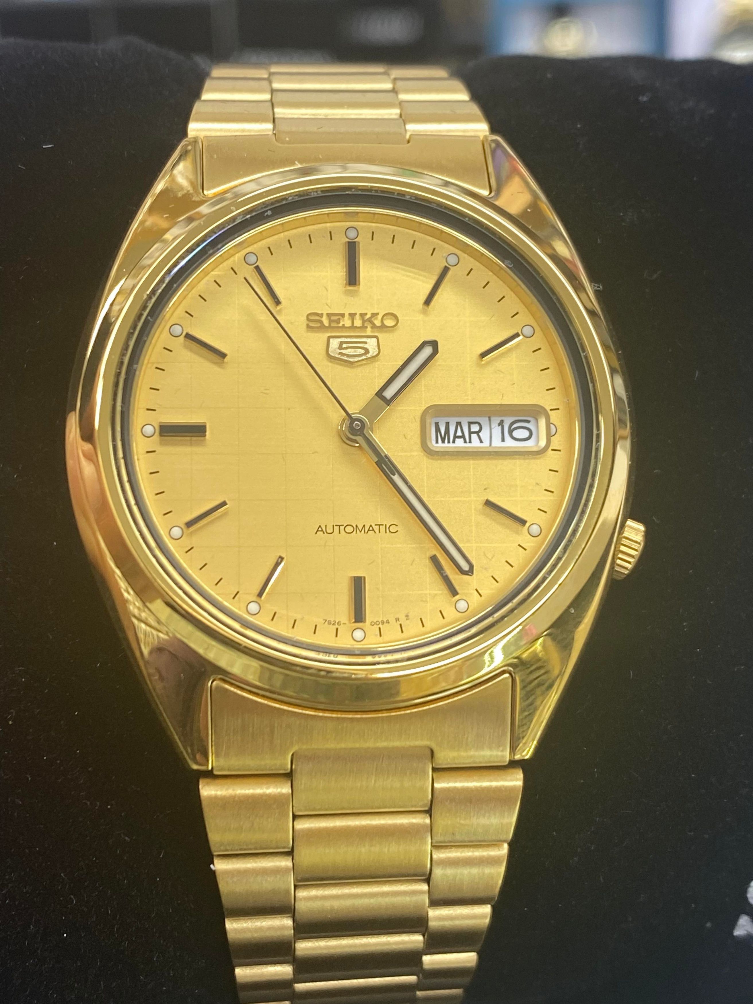 seiko 5 sports automatic gold dial