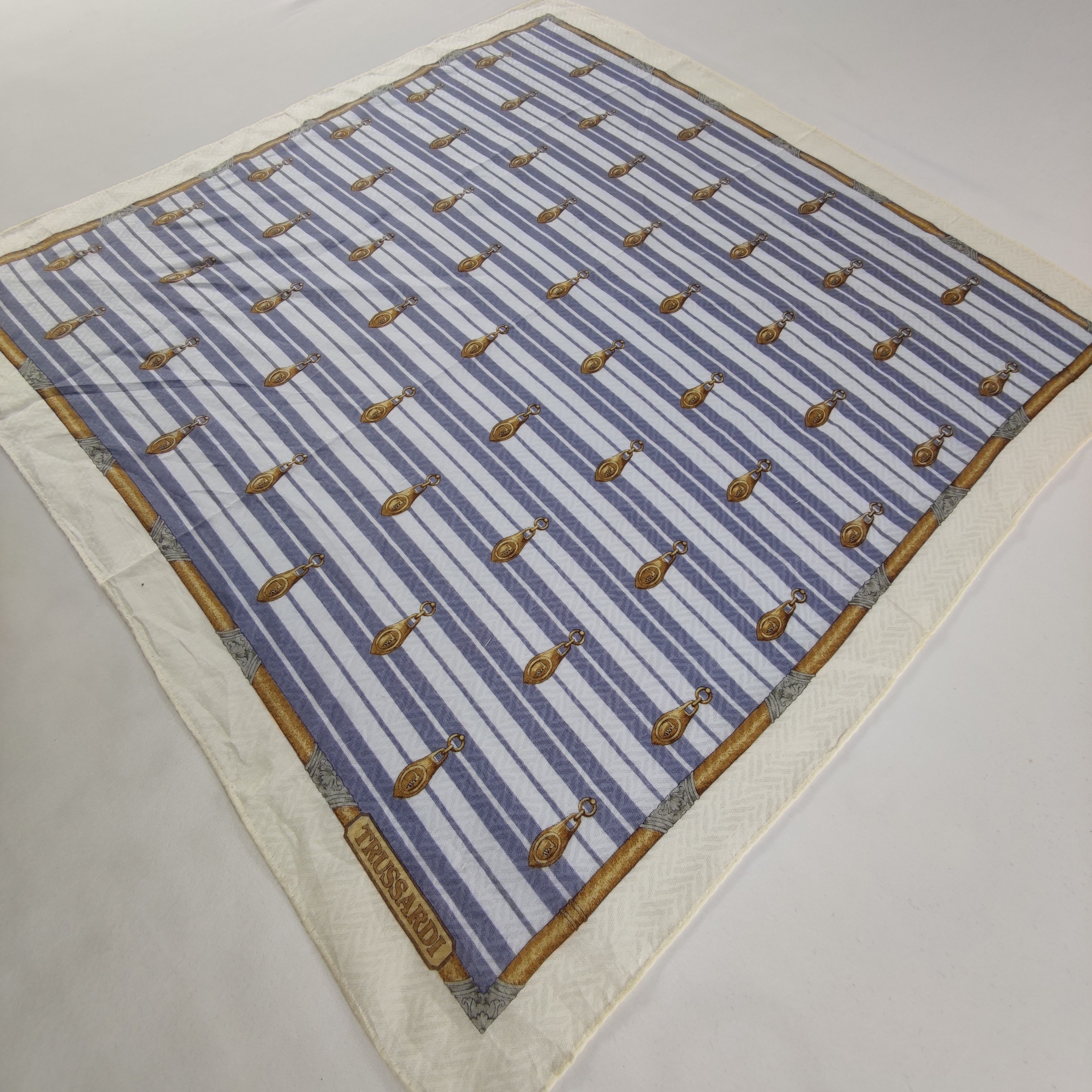 Trussardi Trussardi Handkerchief /Neckerchief /Bandana Size ONE SIZE - 3 Thumbnail
