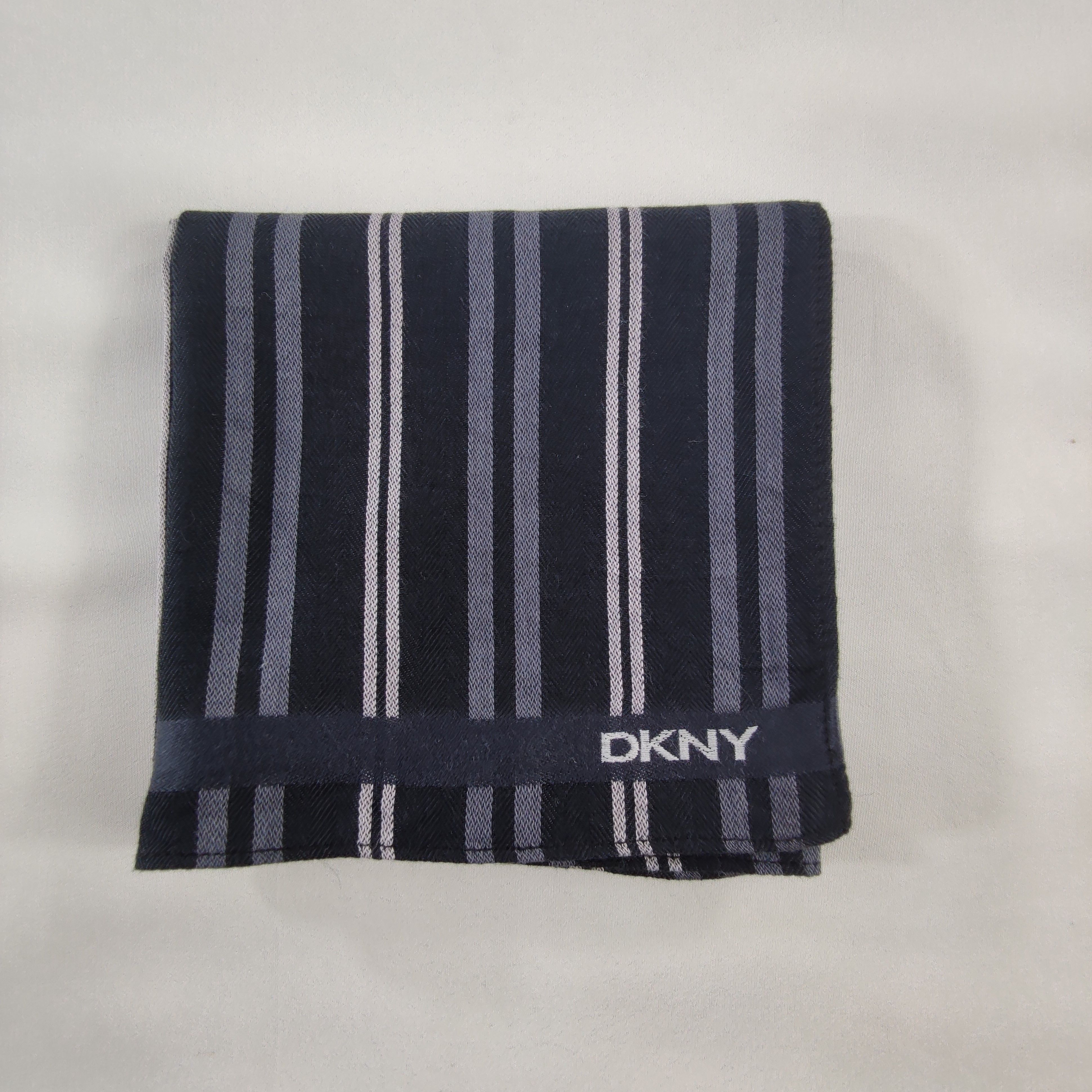 DKNY DKNY Handkerchief/Neckerchief/Bandana Size ONE SIZE - 4 Thumbnail
