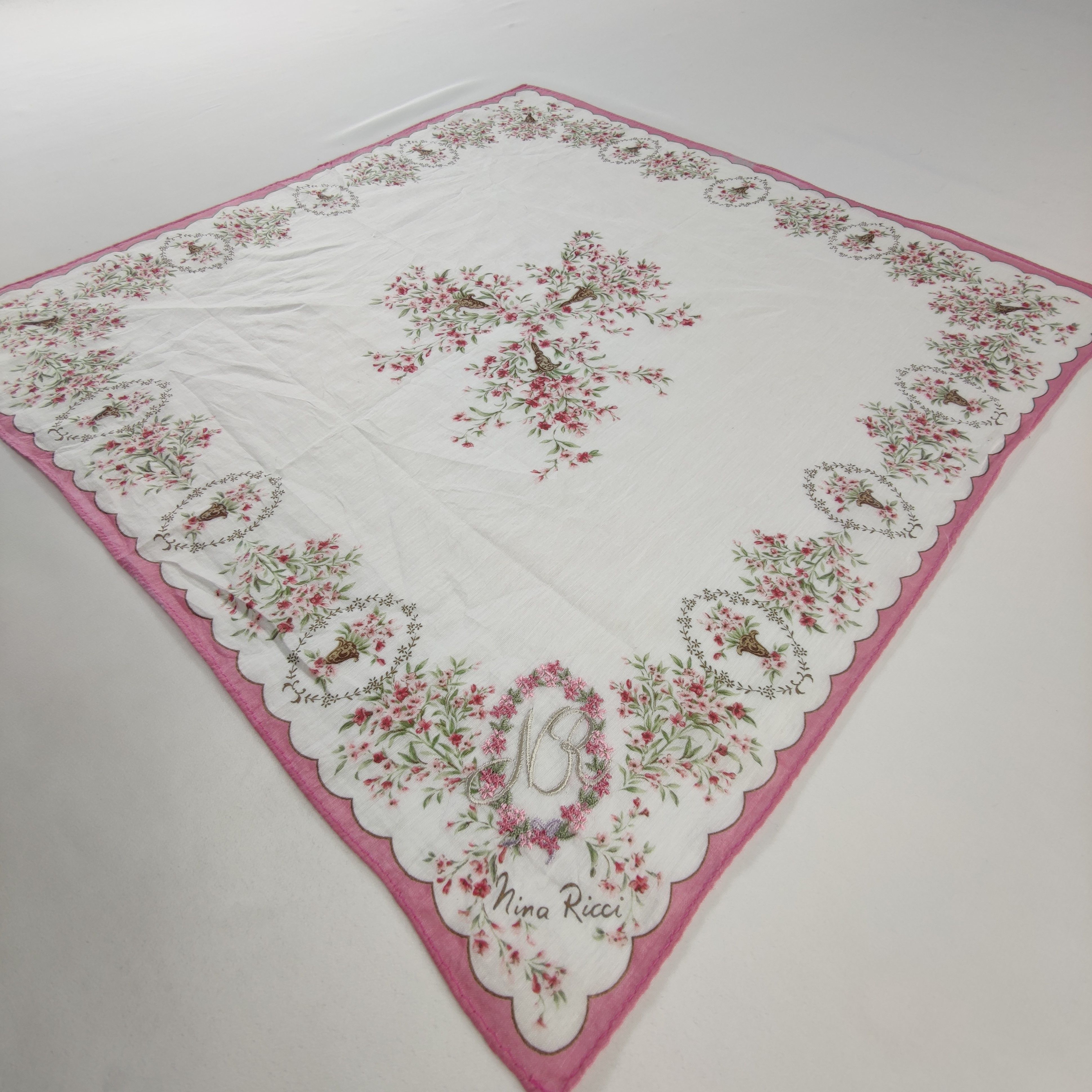 Nina Ricci Nina Ricci Handkerchief/Neckerchief/Bandana Size ONE SIZE - 3 Thumbnail