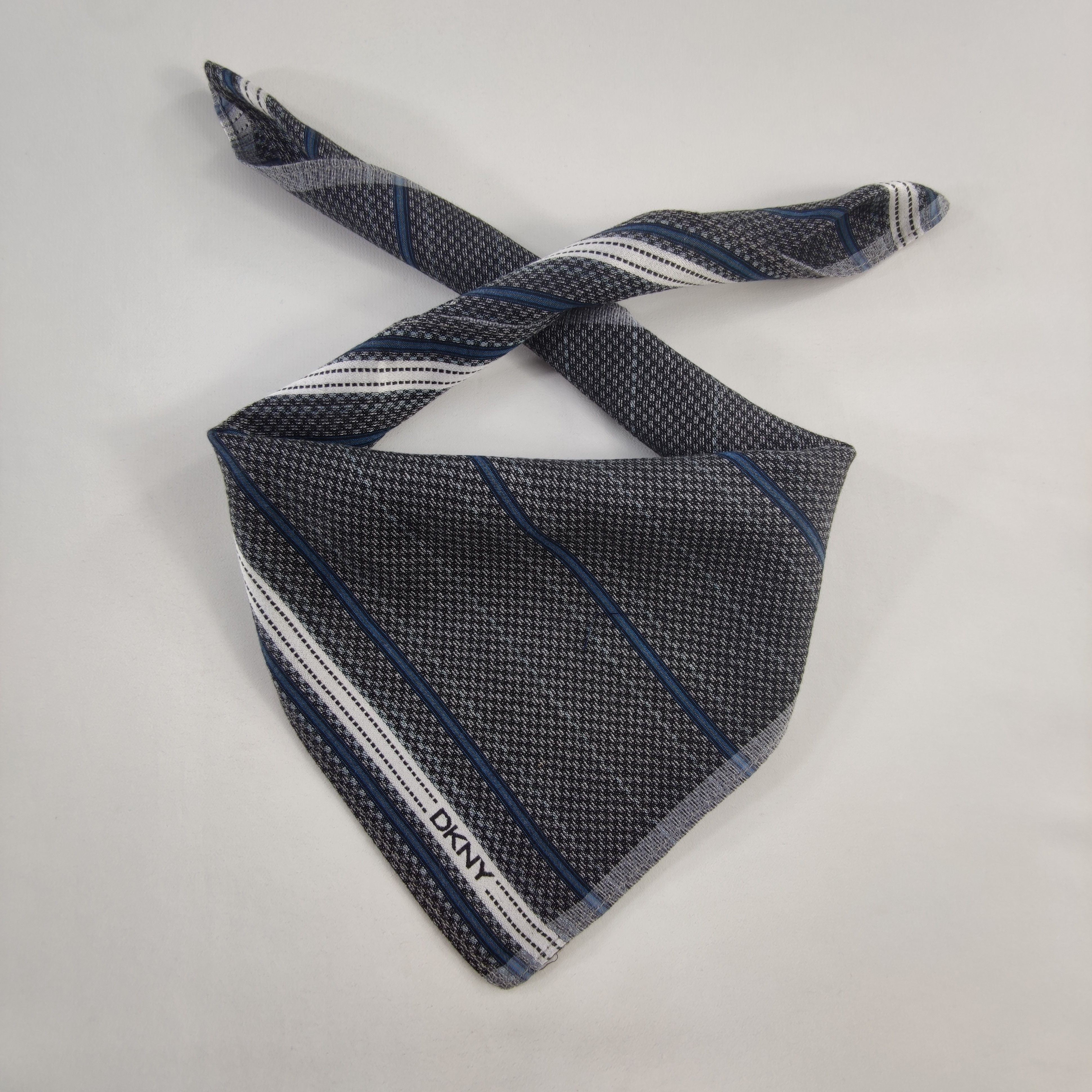 DKNY DKNY Handkerchief / Neckerchief / Bandana Size ONE SIZE - 1 Thumbnail