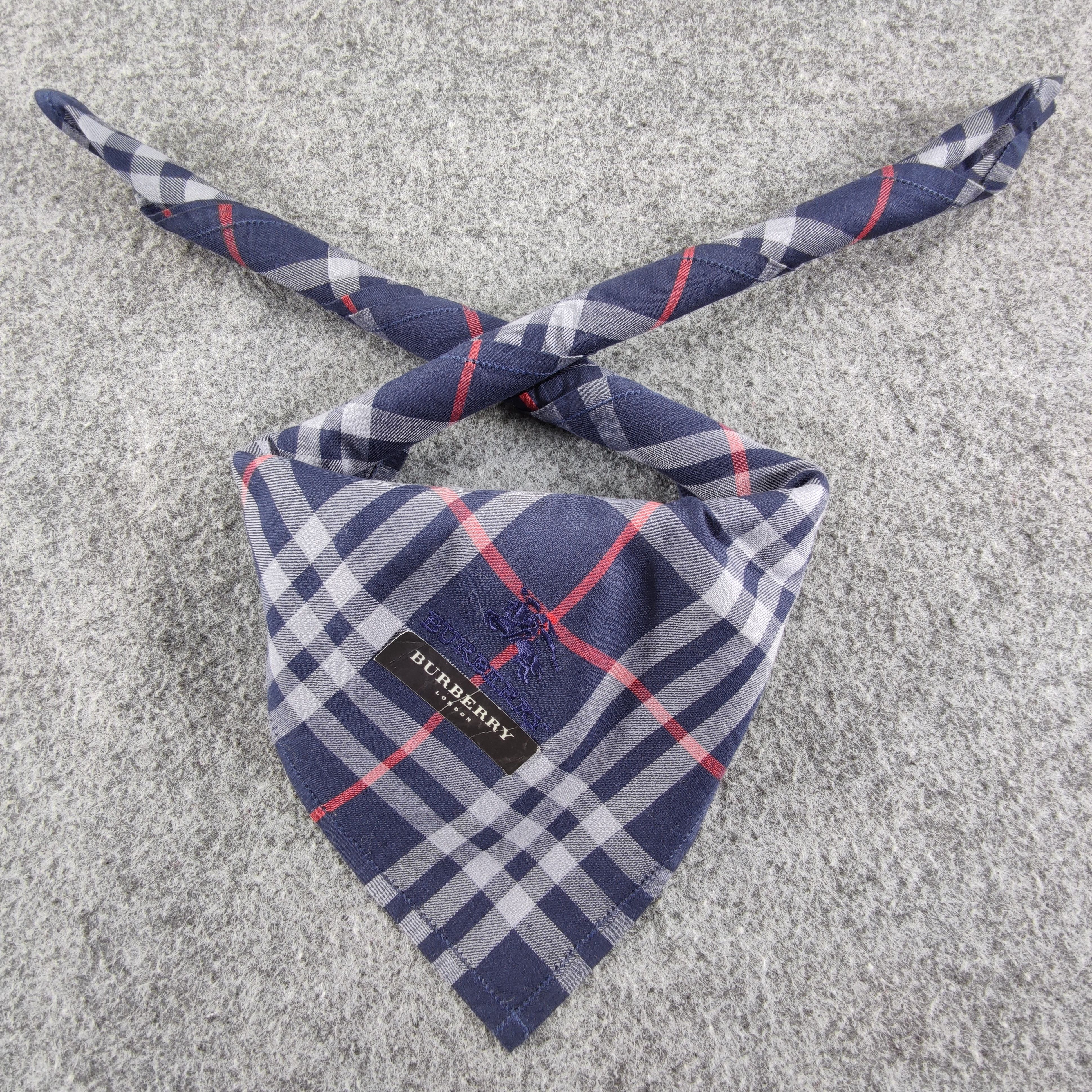 Burberry × Vintage Burberry Handkerchief/Neckerchief/Bandana HC405 Size ONE SIZE - 1 Thumbnail