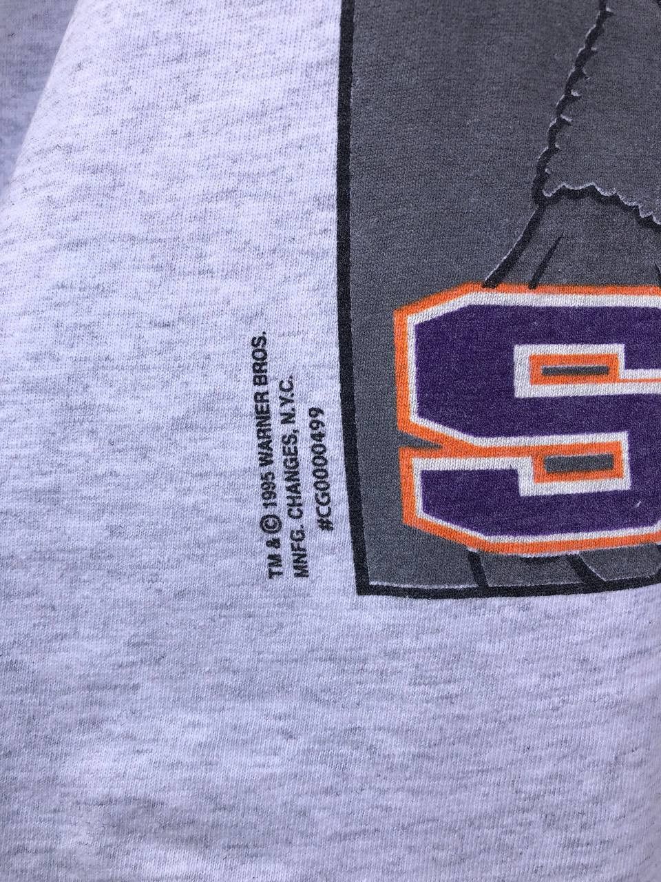 NBA × Vintage × Warner Bros Vintage 1995 NBA Phoenix Suns Warner Bros Looney Tunes Taz Size US XL / EU 56 / 4 - 4 Thumbnail