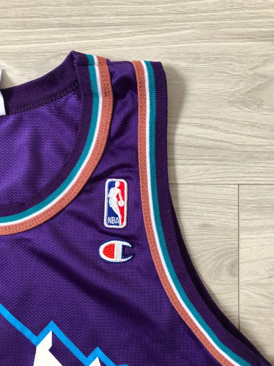 Champion × NBA × Vintage Vintage Champion Utah Jazz Malone NBA Jersey 90s Baseball Size US L / EU 52-54 / 3 - 5 Thumbnail