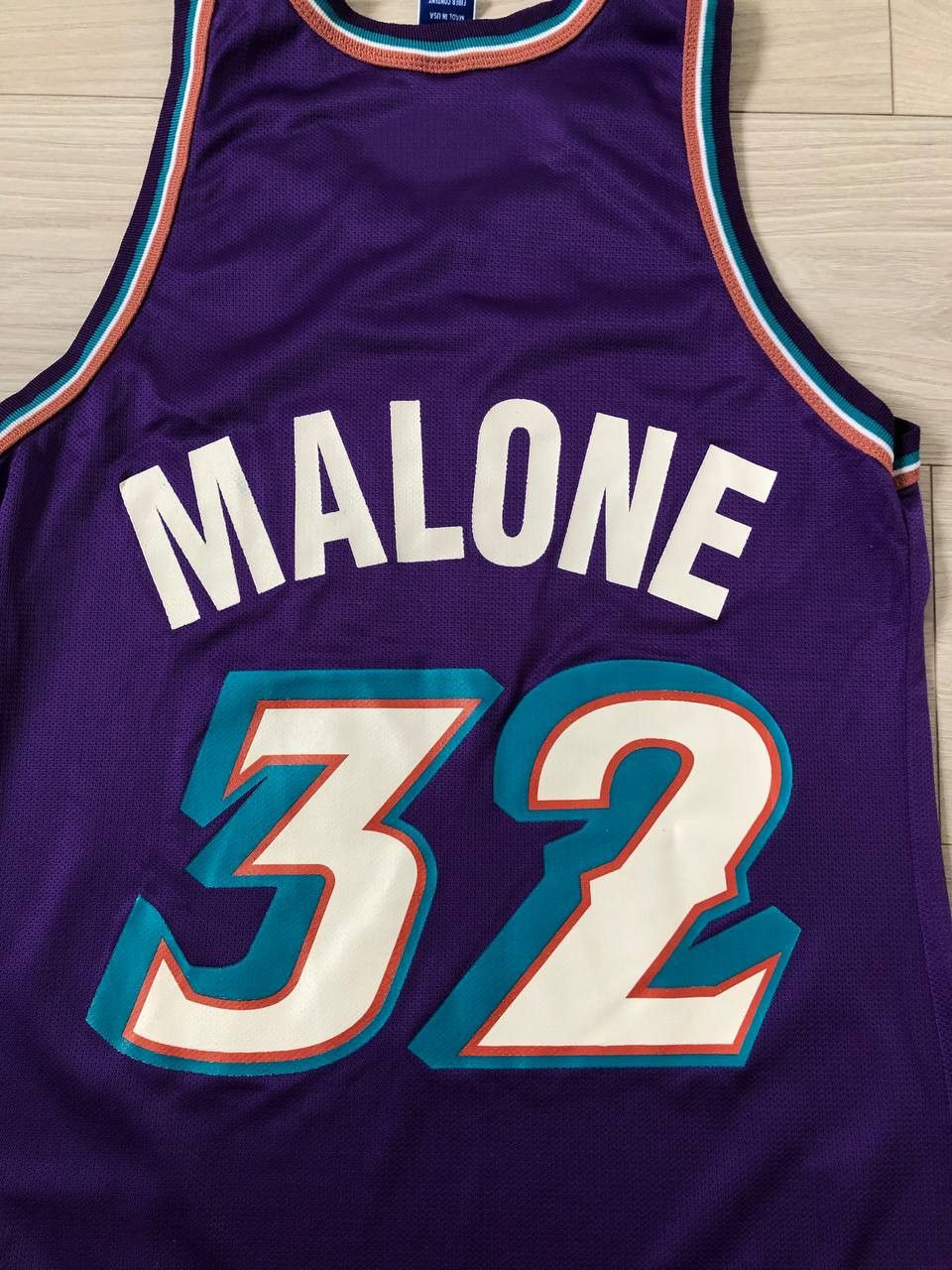 Champion × NBA × Vintage Vintage Champion Utah Jazz Malone NBA Jersey 90s Baseball Size US L / EU 52-54 / 3 - 4 Thumbnail
