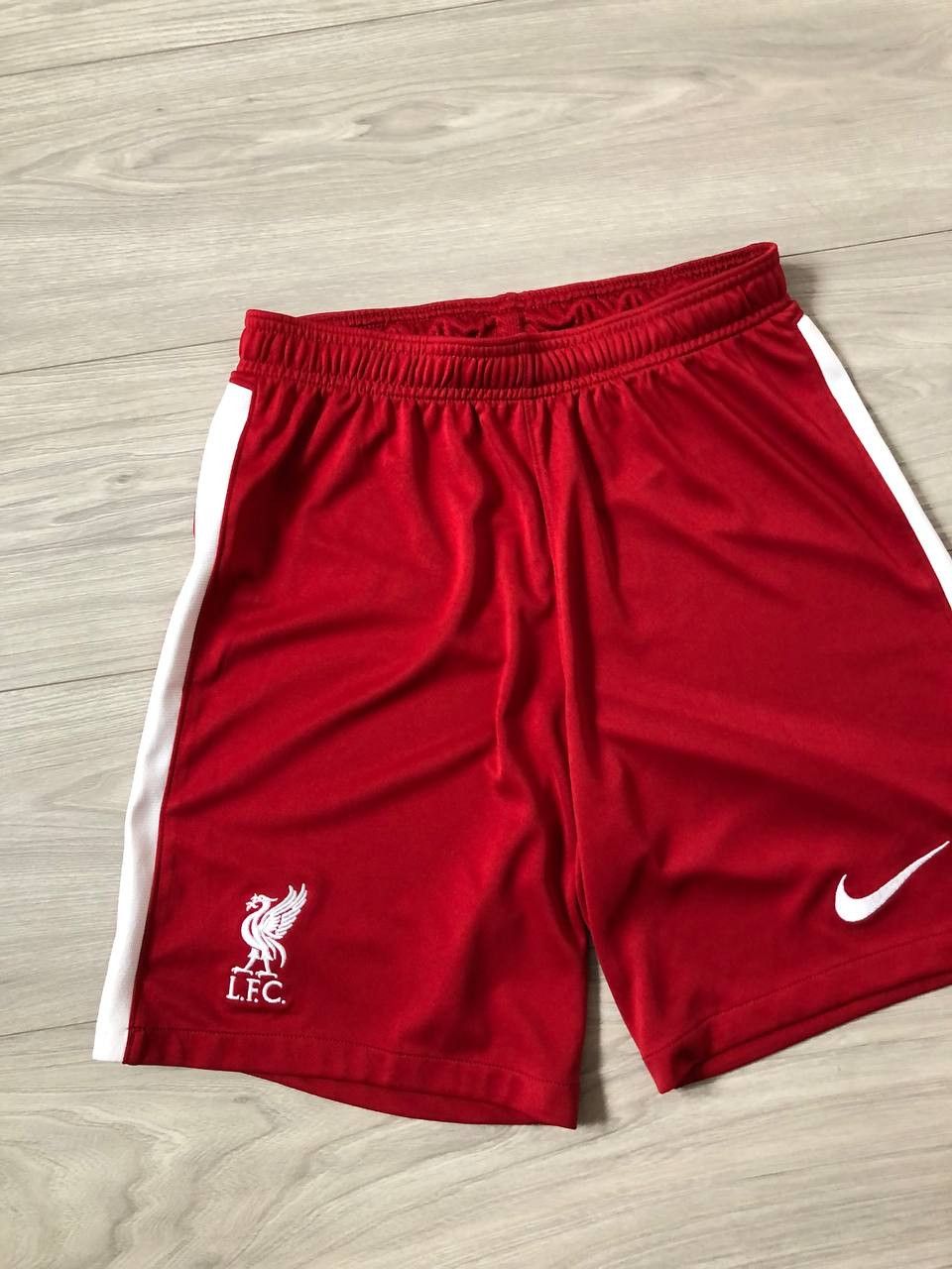 Nike LIVERPOOL HOME FOOTBALL SOCCER SHORTS NIKE Size US 32 / EU 48 - 3 Thumbnail