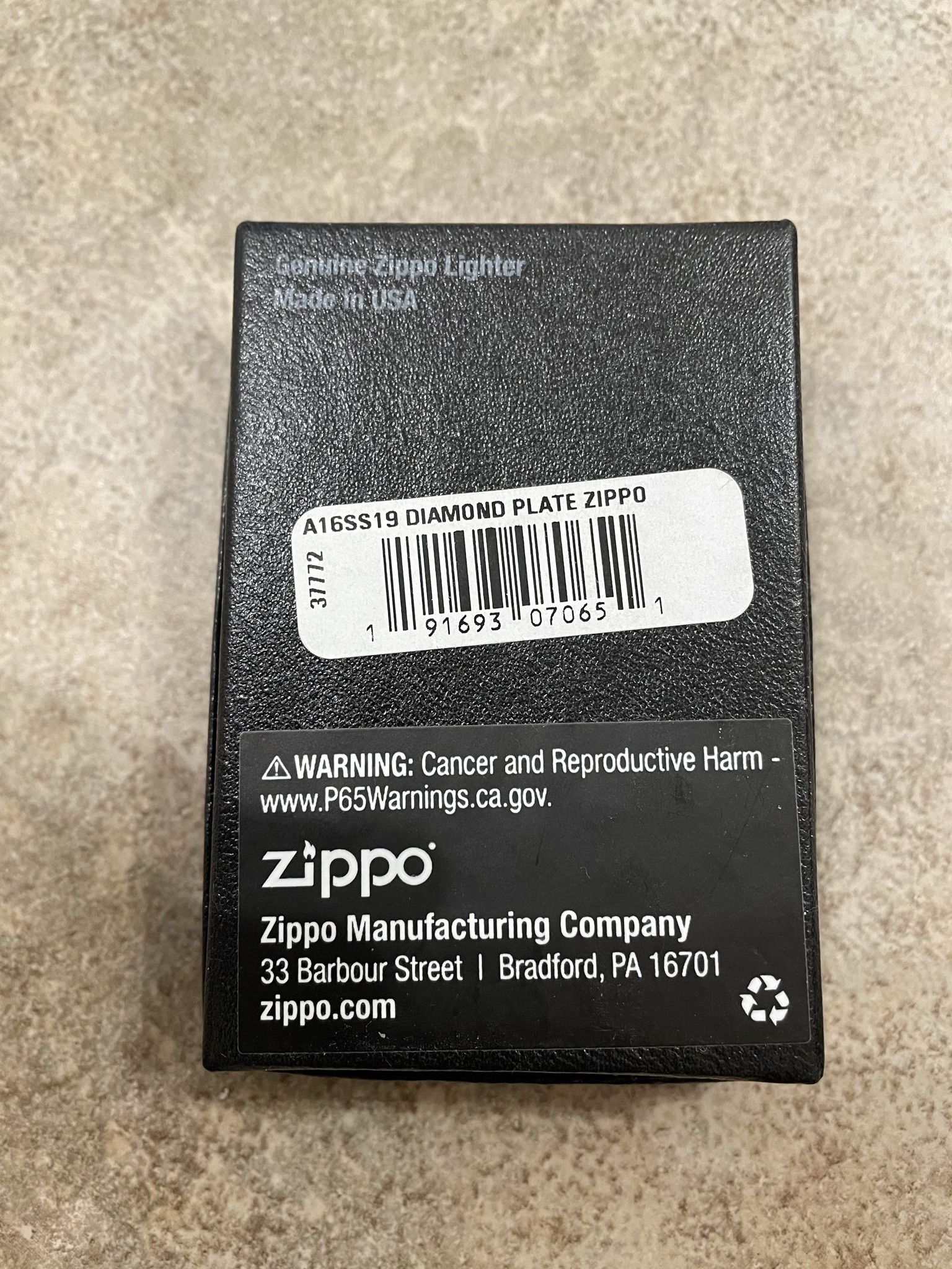 Supreme × Zippo Supreme SS19 Diamond Plate Zippo Size ONE SIZE - 4 Thumbnail