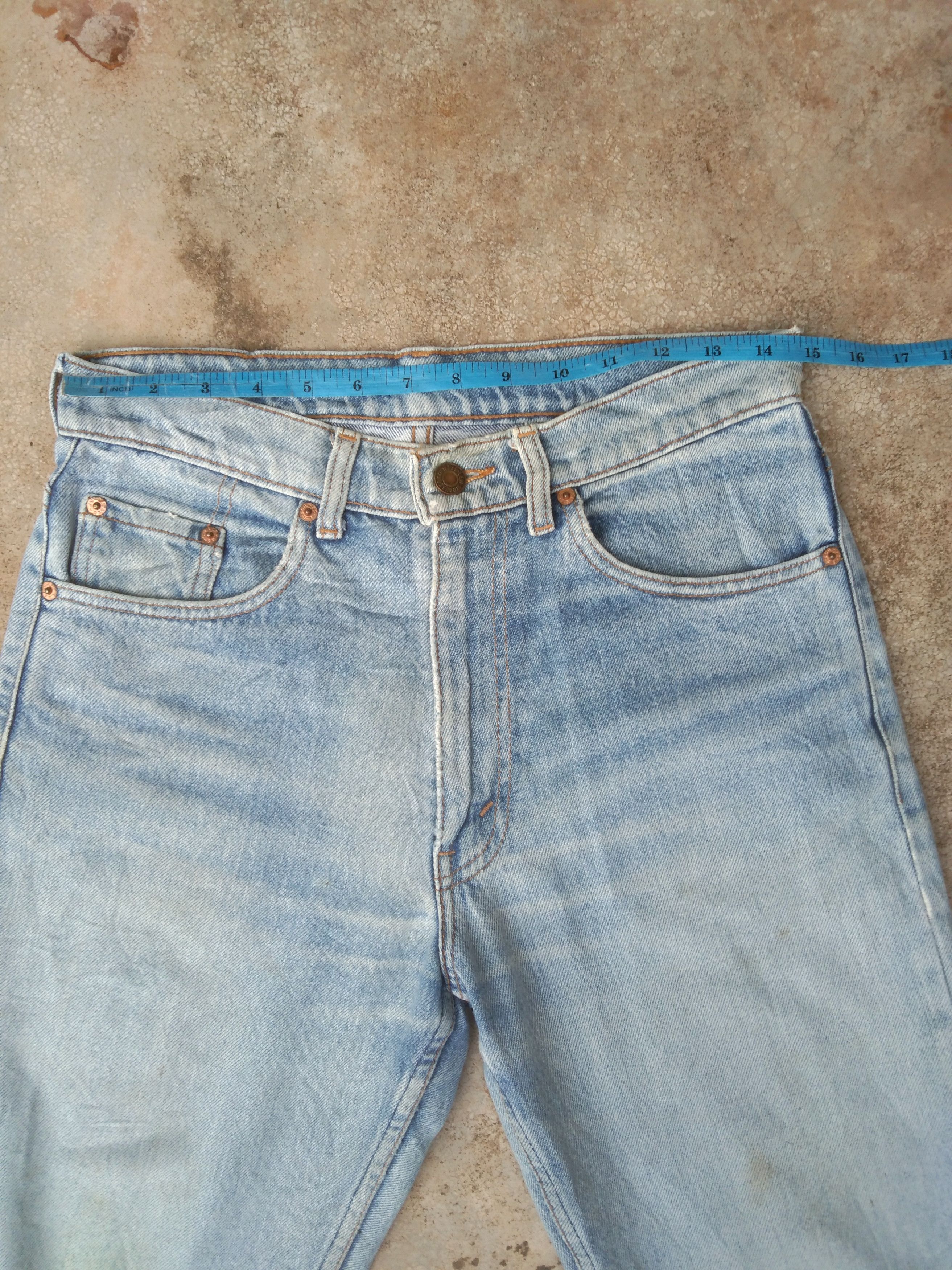 Levi's 90s Vintage Levi's Jeans Distressed Blue Washed Denim 29x29 Size US 29 - 9 Thumbnail