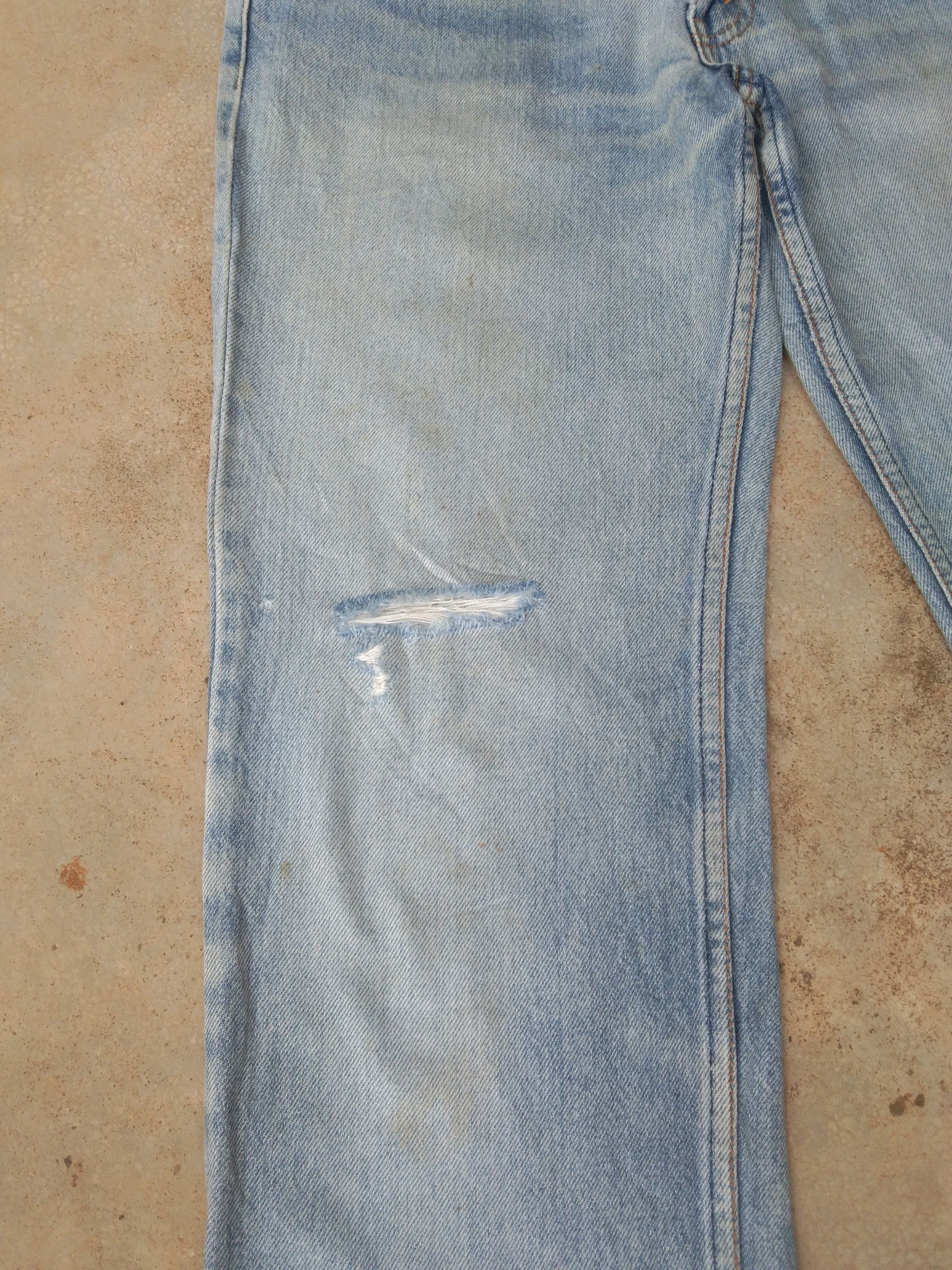 Levi's 90s Vintage Levi's Jeans Distressed Blue Washed Denim 29x29 Size US 29 - 6 Thumbnail