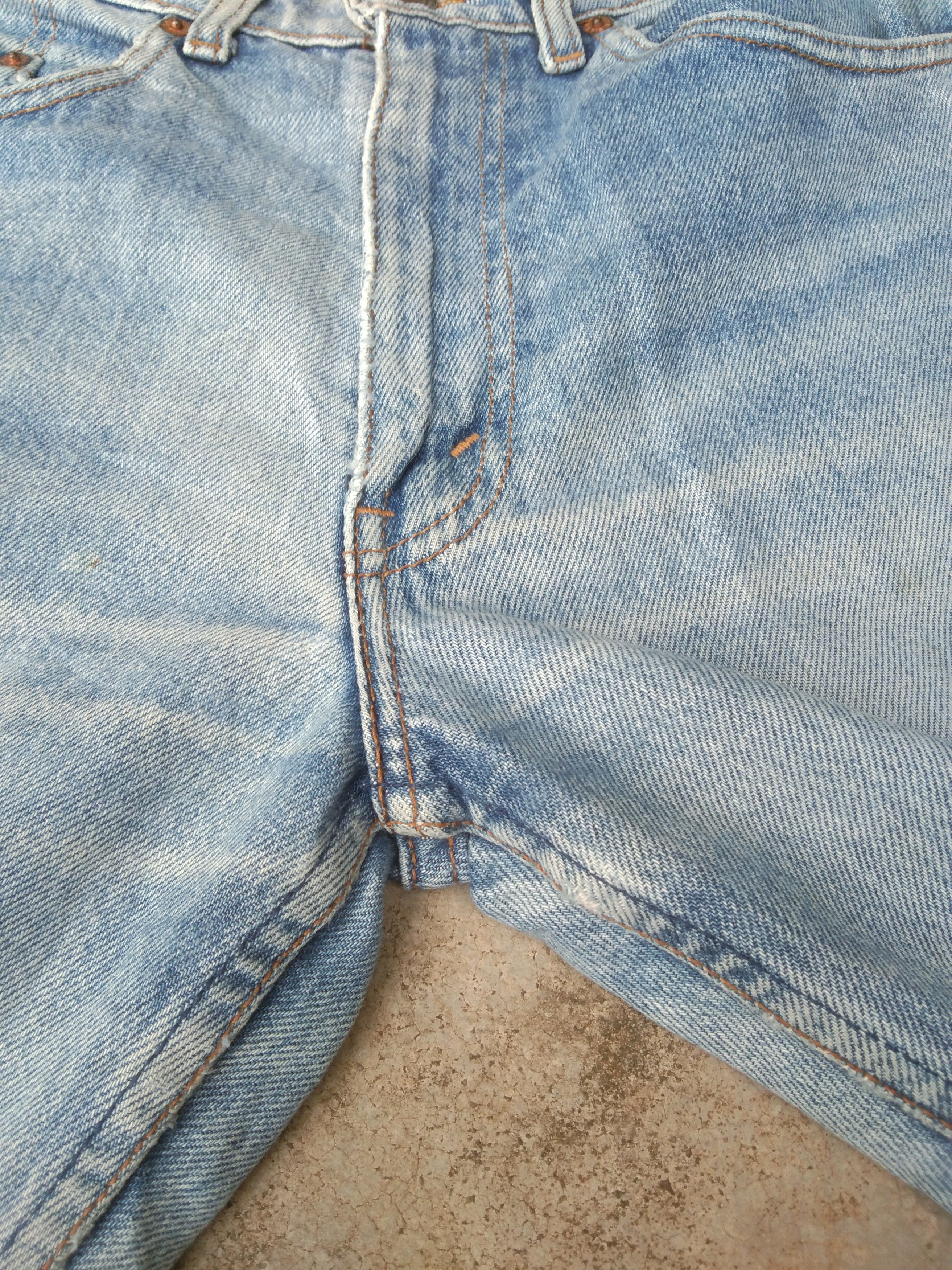 Levi's 90s Vintage Levi's Jeans Distressed Blue Washed Denim 29x29 Size US 29 - 8 Thumbnail
