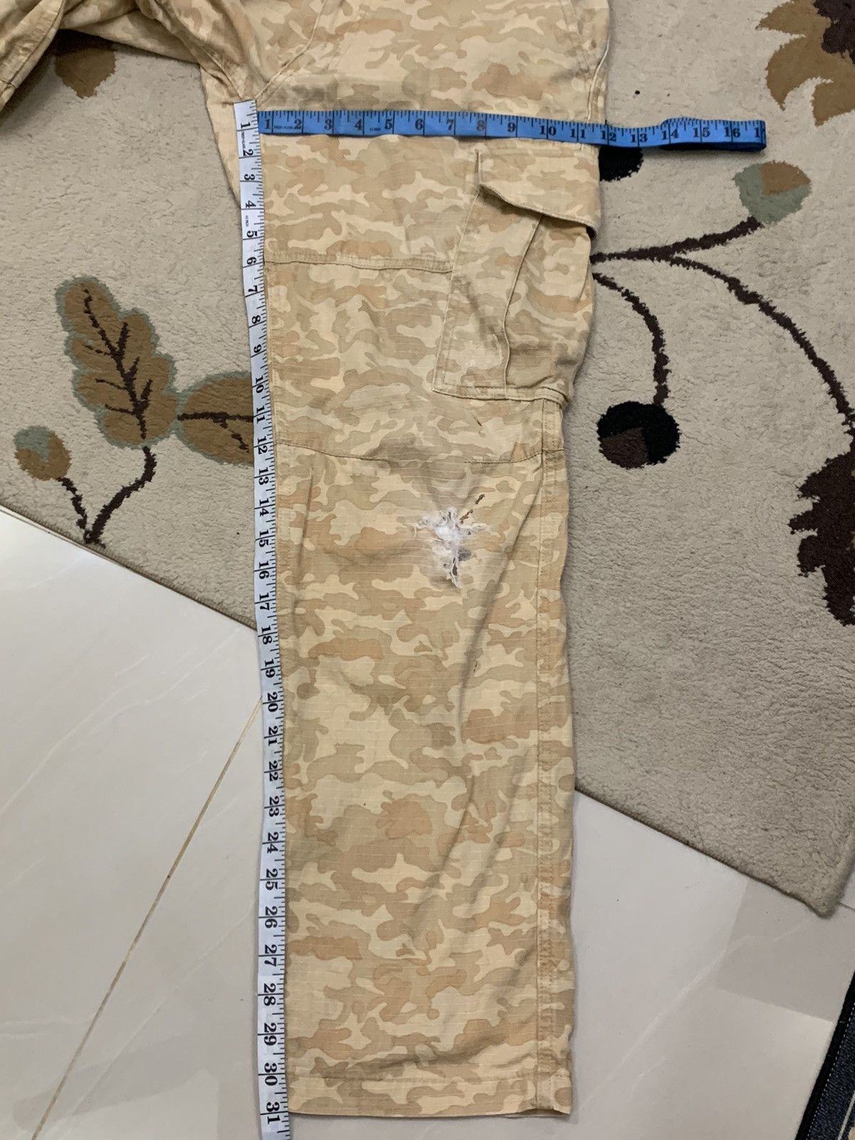 Japanese Brand DISTRESSED GLADIATOR ARMOR CAMOUFLAGE CARGO PANTS FOR WORK Size US 34 / EU 50 - 12 Thumbnail