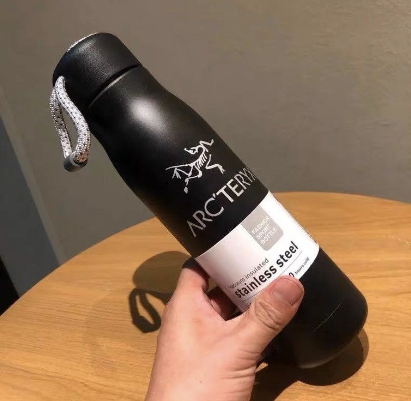 Arc'teryx × Veilance Arcteryx metal water bottle employee | Grailed
