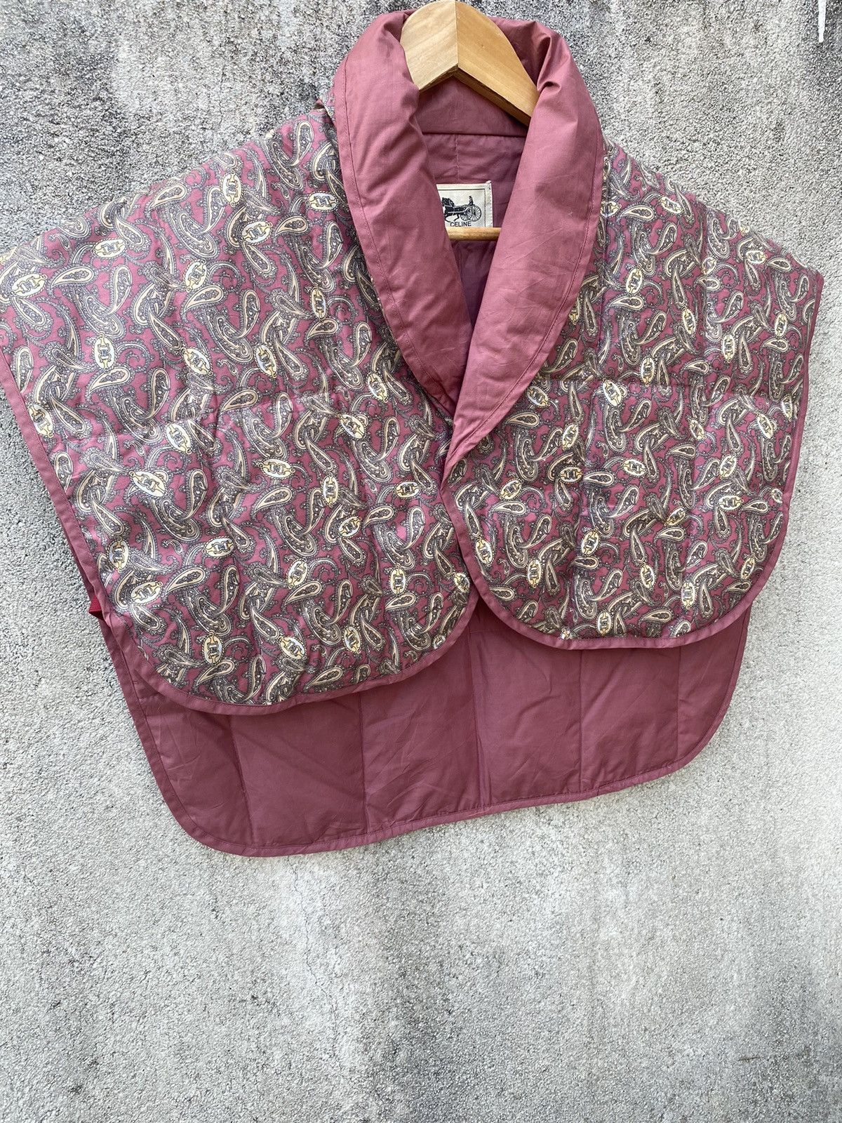 Celine × Vintage Made In Japan Celine Down Puffer Poncho Paisley Size US M / EU 48-50 / 2 - 4 Thumbnail