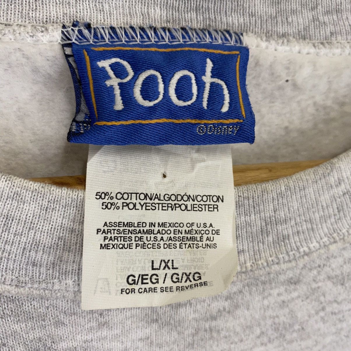 Disney × Vintage × Warner Bros Vintage 90s Pooh Tigger Piglet Big Logo Crewneck Sweatshirt Size US M / EU 48-50 / 2 - 8 Thumbnail