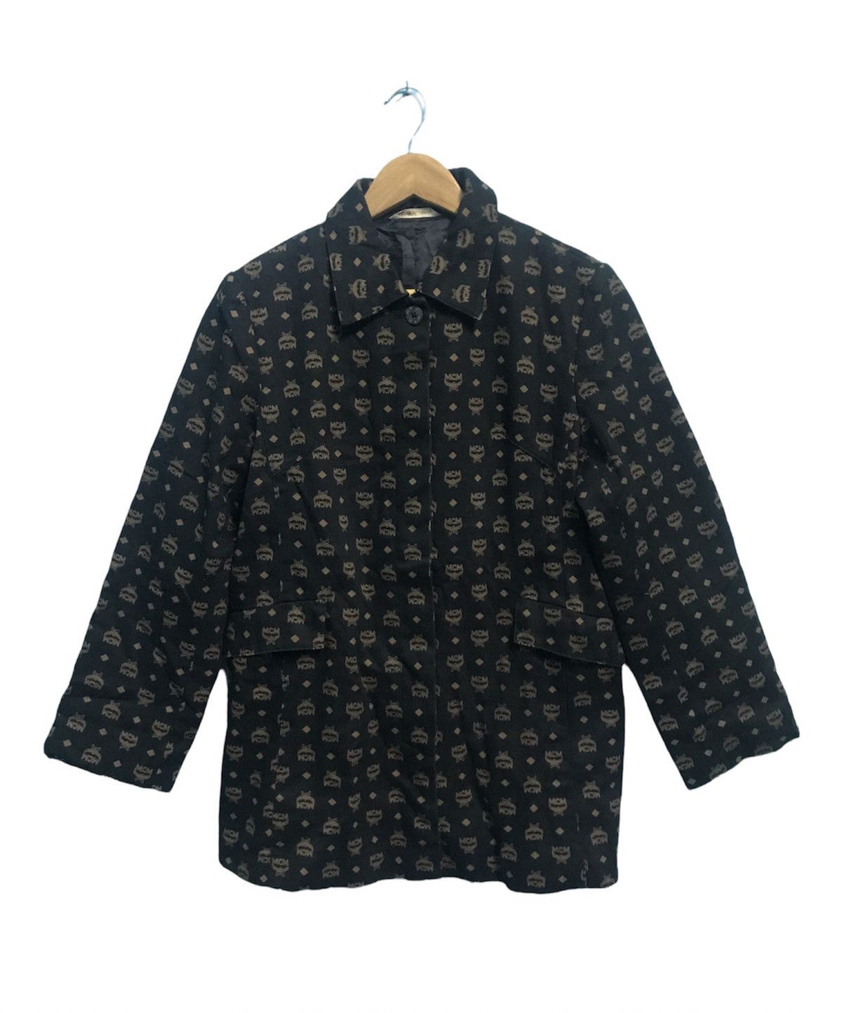 MCM MCM Legere Coat Jacket Over Print Logo Size US S / EU 44-46 / 1 - 1 Thumbnail