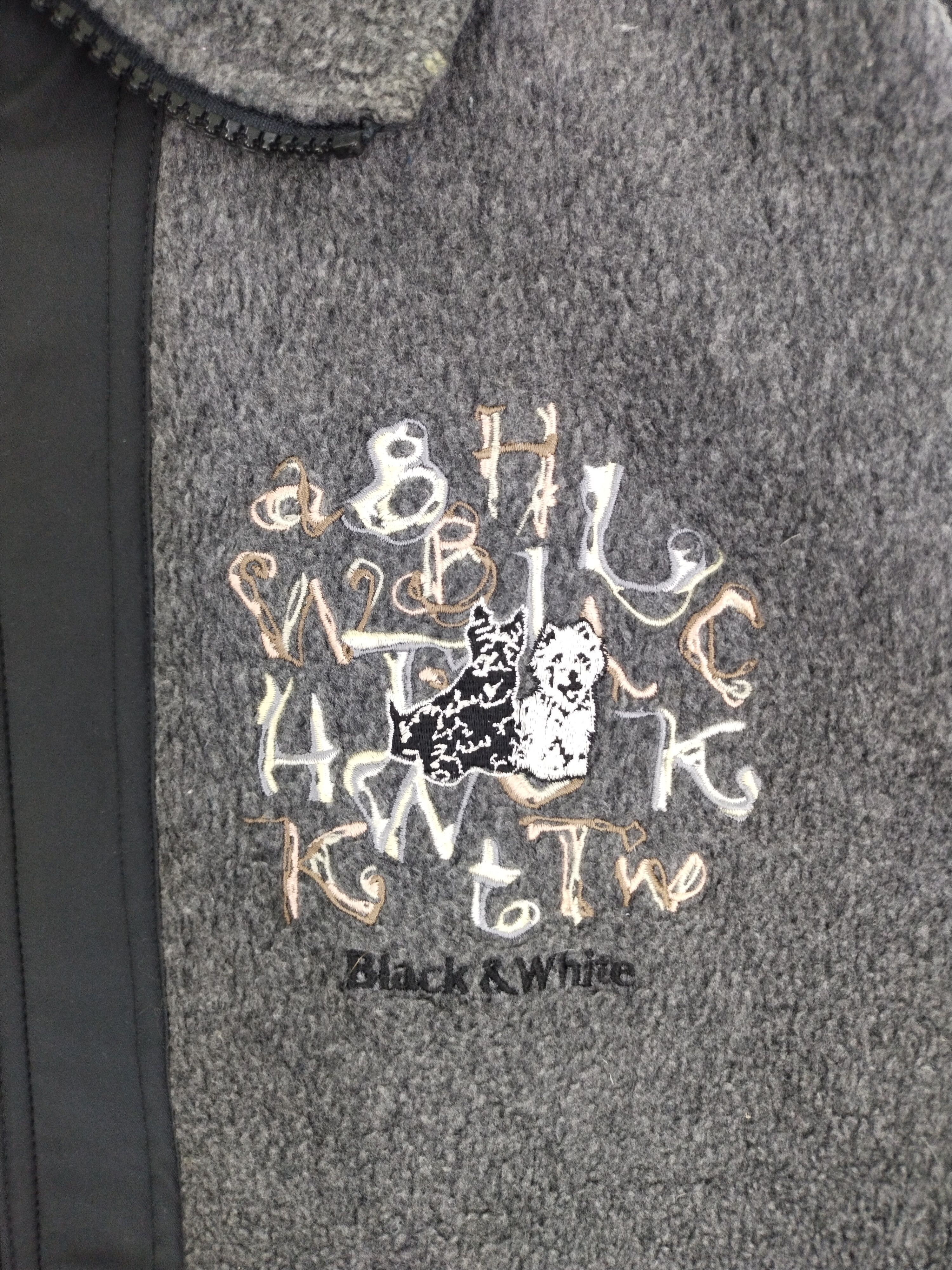 Japanese Brand × Vintage VINTAGE BLACK & WHITE SPORTWEAR FLEECE JACKET Size US M / EU 48-50 / 2 - 6 Thumbnail