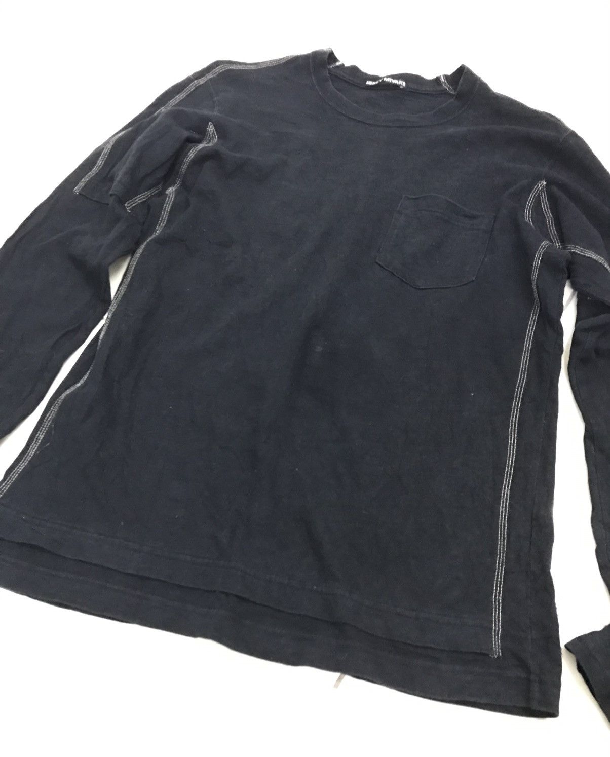 Issey Miyake Vtg 90s Issey Miyake Men Autumn Long Sleeve Tshirt Size US M / EU 48-50 / 2 - 9 Thumbnail