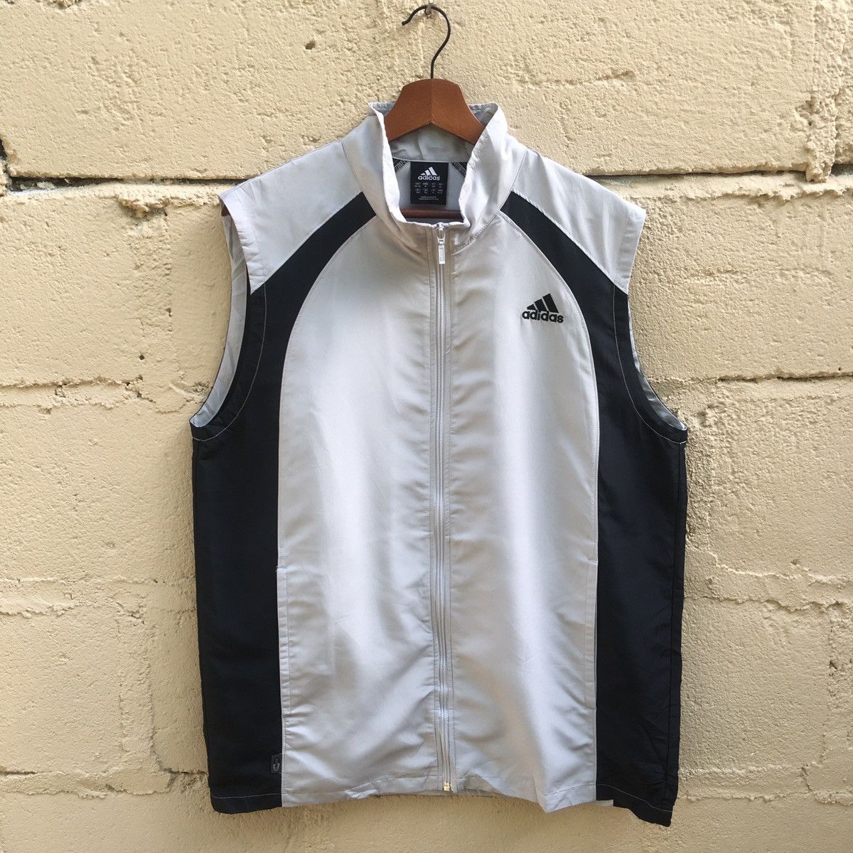 Adidas ZipUp Sportswear ZipUp