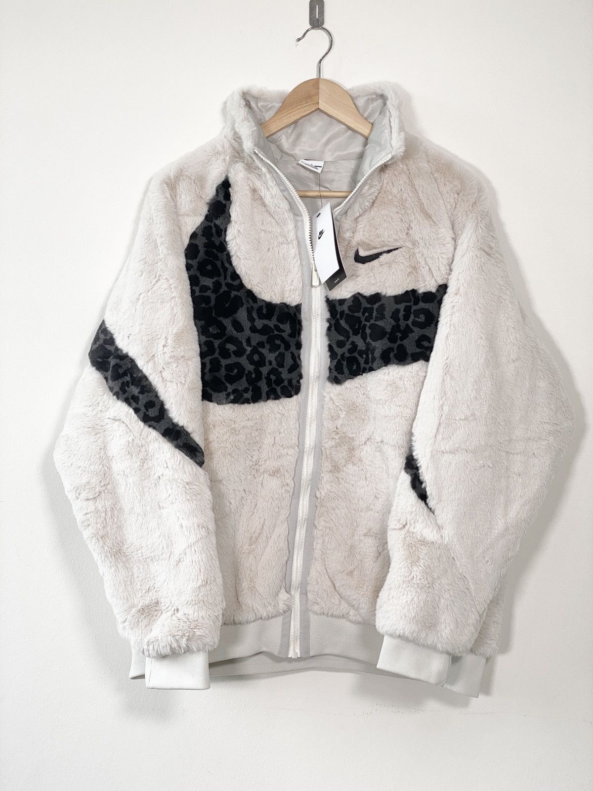 Nike Nike BIG SWOOSH NSW Leopard Print Fleece Fur Jacket Size US L / EU 52-54 / 3 - 3 Thumbnail