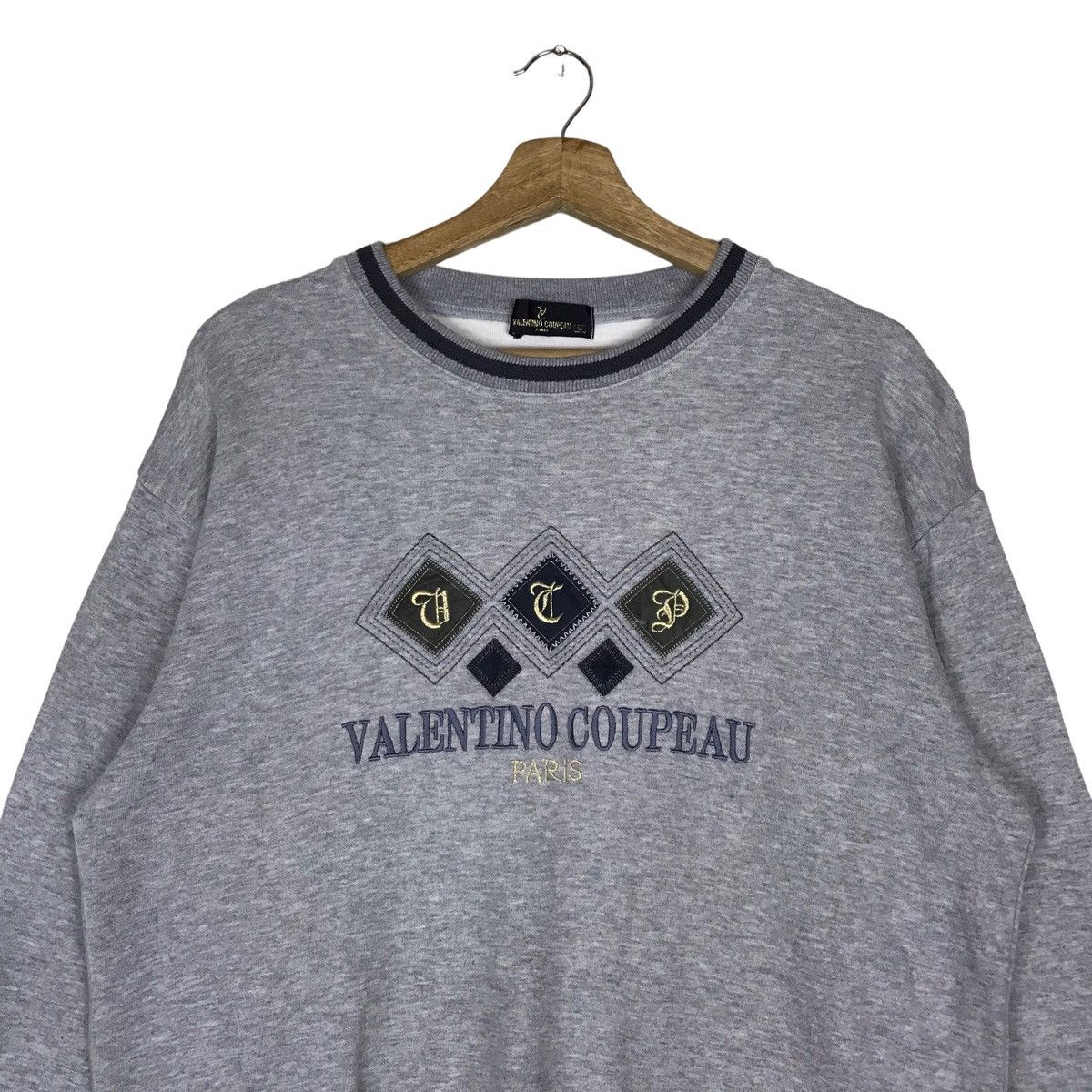 Vintage Vintage 90s VALENTINO COUPEAU Paris Crewneck Sweatshirt Size US M / EU 48-50 / 2 - 2 Thumbnail