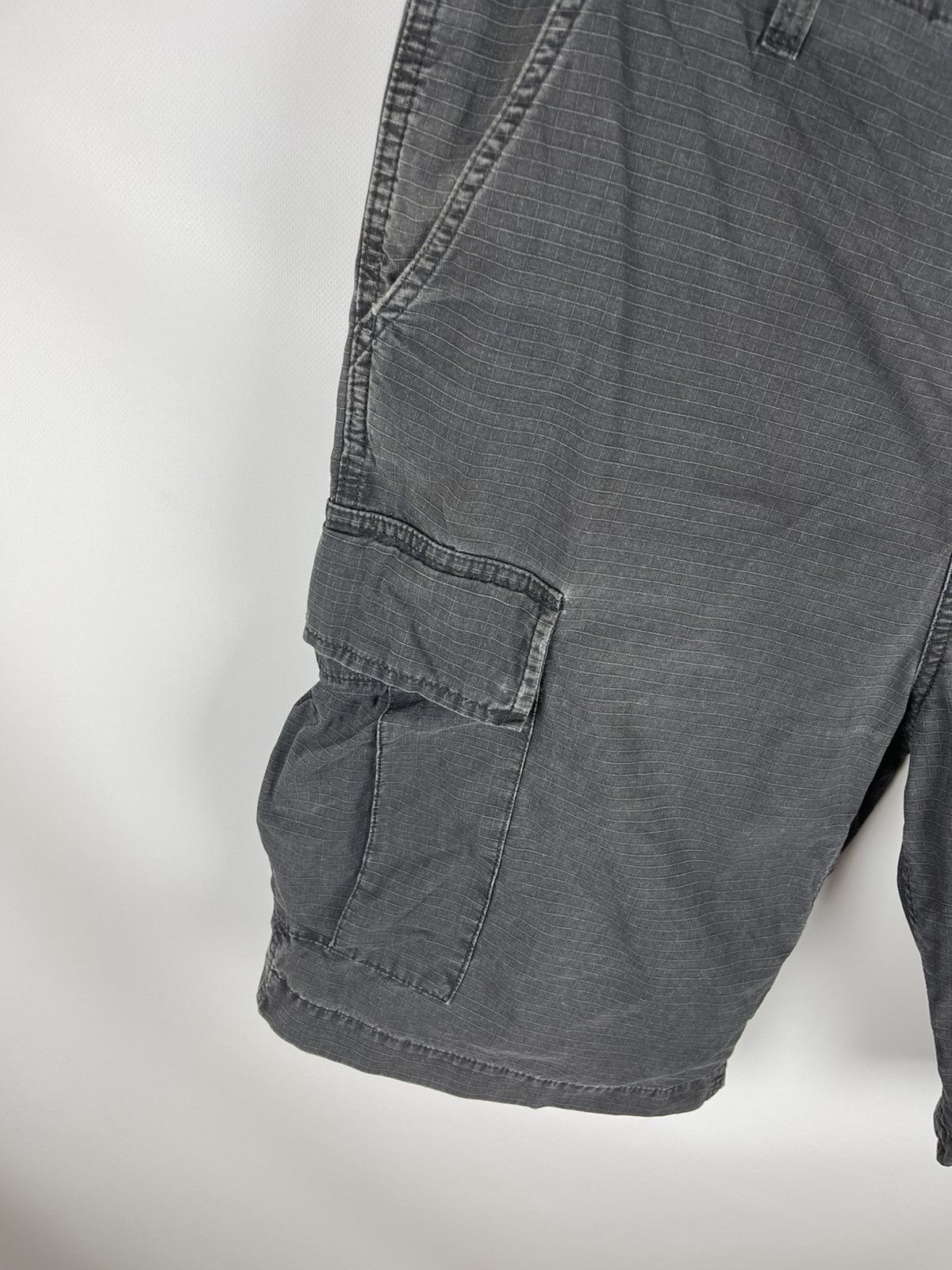 Carhartt Carhartt vintage 90s cargo bermuda shorts travis Scott style Size US 34 / EU 50 - 7 Thumbnail
