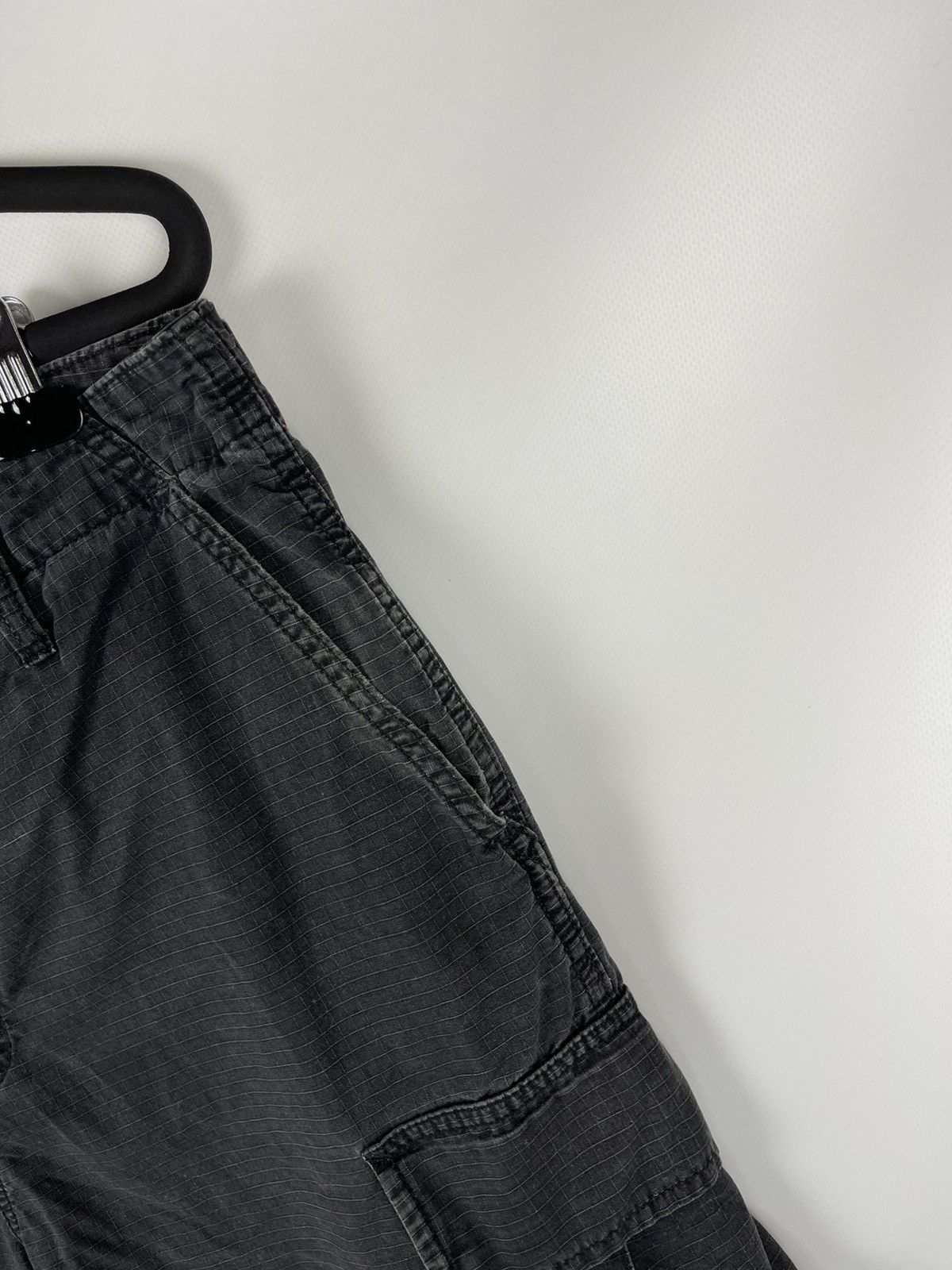 Carhartt Carhartt vintage 90s cargo bermuda shorts travis Scott style Size US 34 / EU 50 - 6 Thumbnail