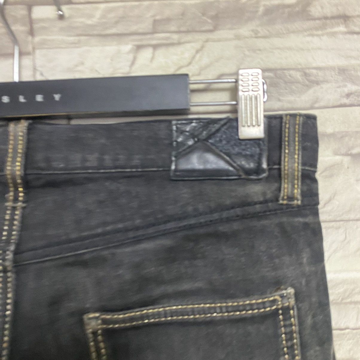 GOSTAR DE FUGA FUGA JAPAN Denim Wax Painter Jeans Slim-Fit Size US 32 / EU 48 - 13 Thumbnail