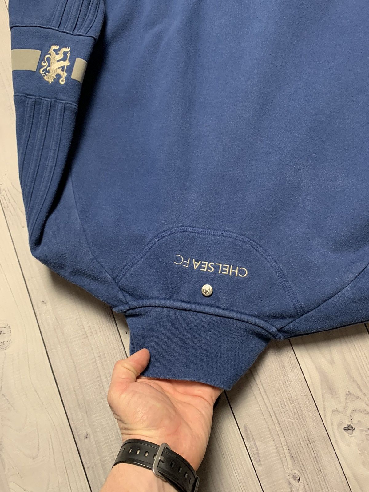 Vintage Vintage Adidas Chelsea soccer jacket size M logo Size US M / EU 48-50 / 2 - 11 Thumbnail