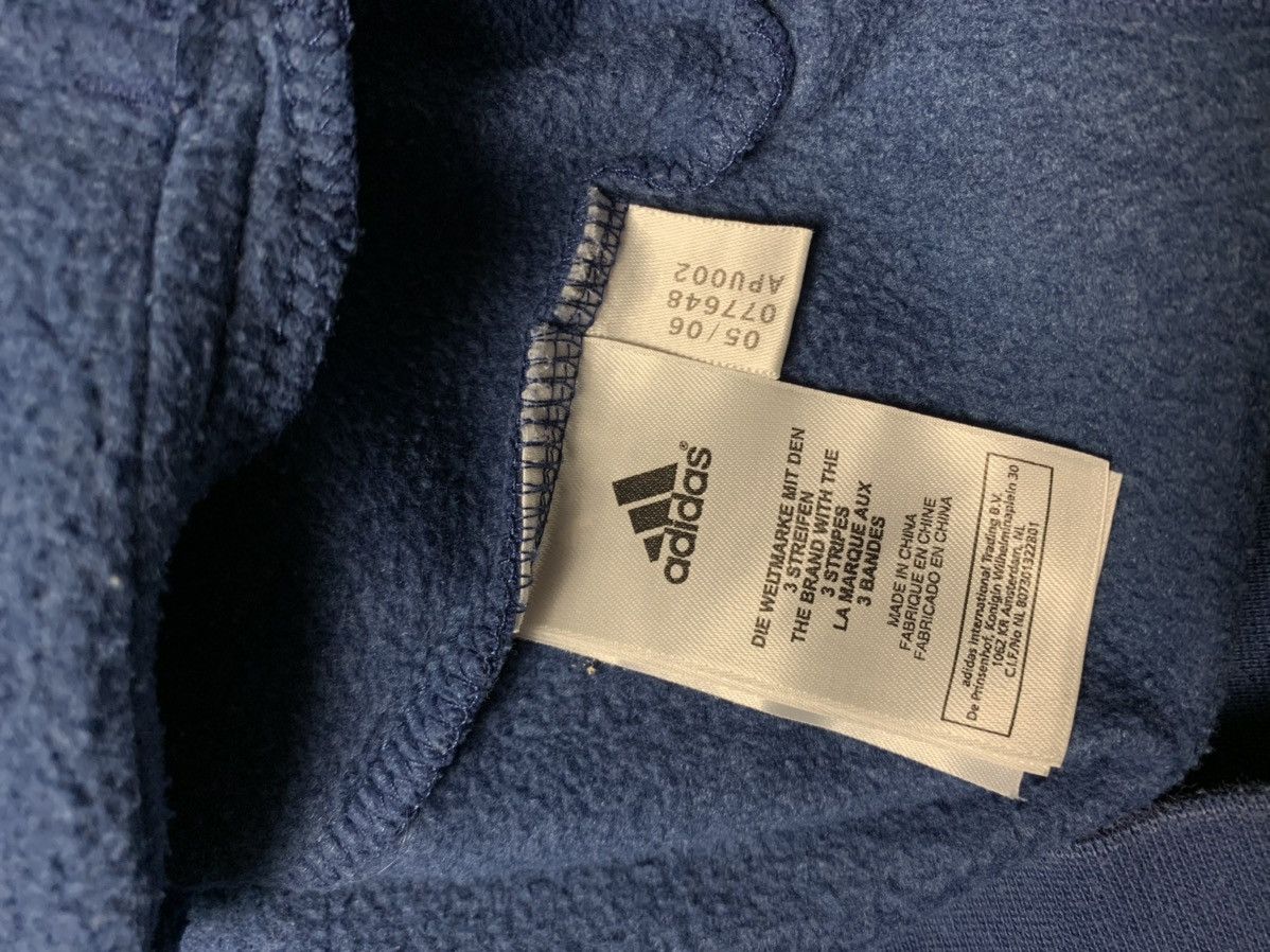 Vintage Vintage Adidas Chelsea soccer jacket size M logo Size US M / EU 48-50 / 2 - 9 Thumbnail