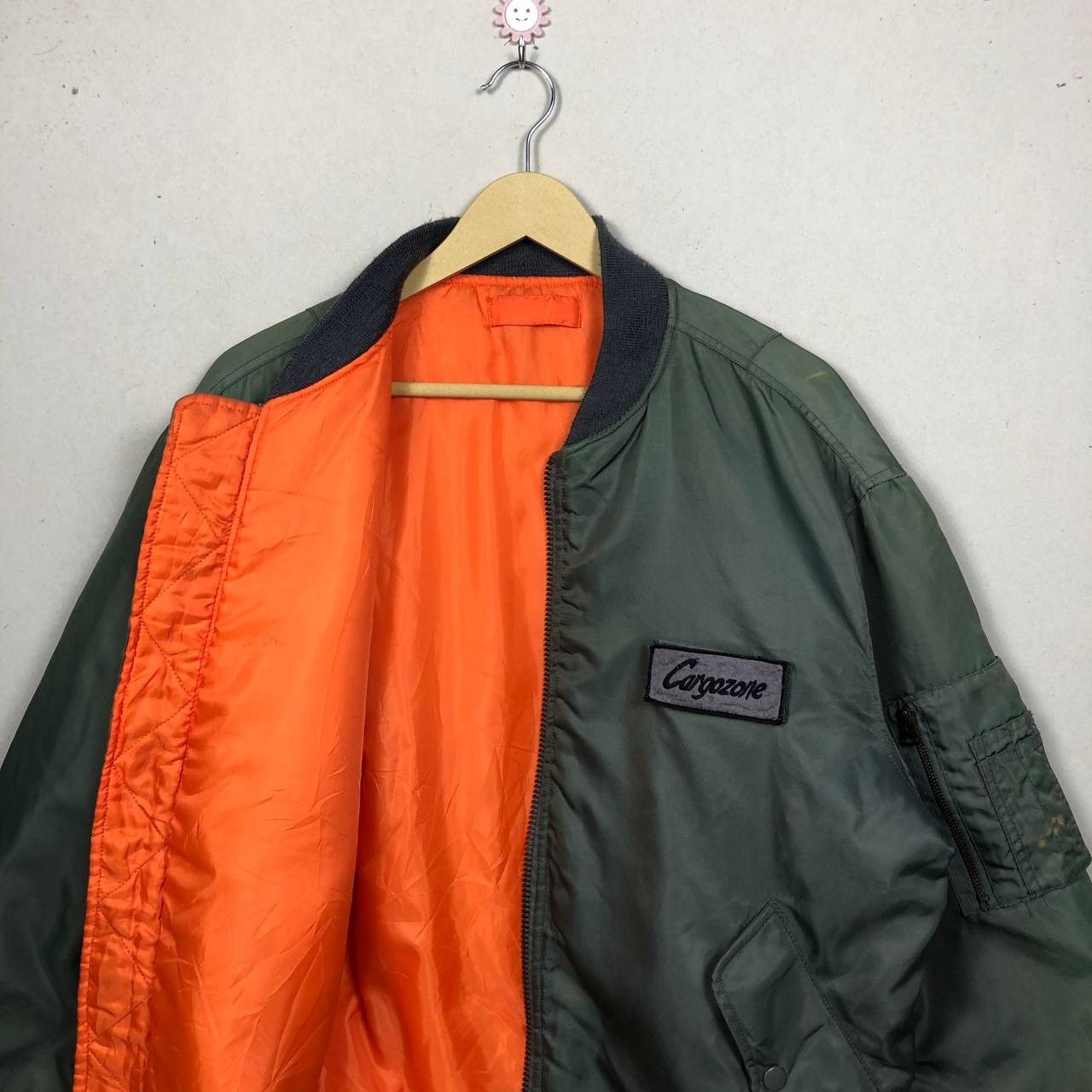 Japanese Brand Vintage 80s USAF Military Flight Jacket Bomber Sun Faded Size US L / EU 52-54 / 3 - 4 Thumbnail