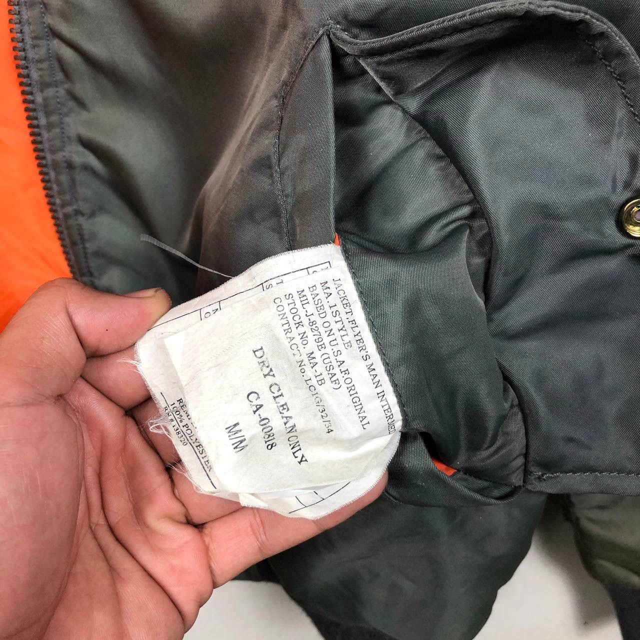 Japanese Brand Vintage 80s USAF Military Flight Jacket Bomber Sun Faded Size US L / EU 52-54 / 3 - 11 Thumbnail